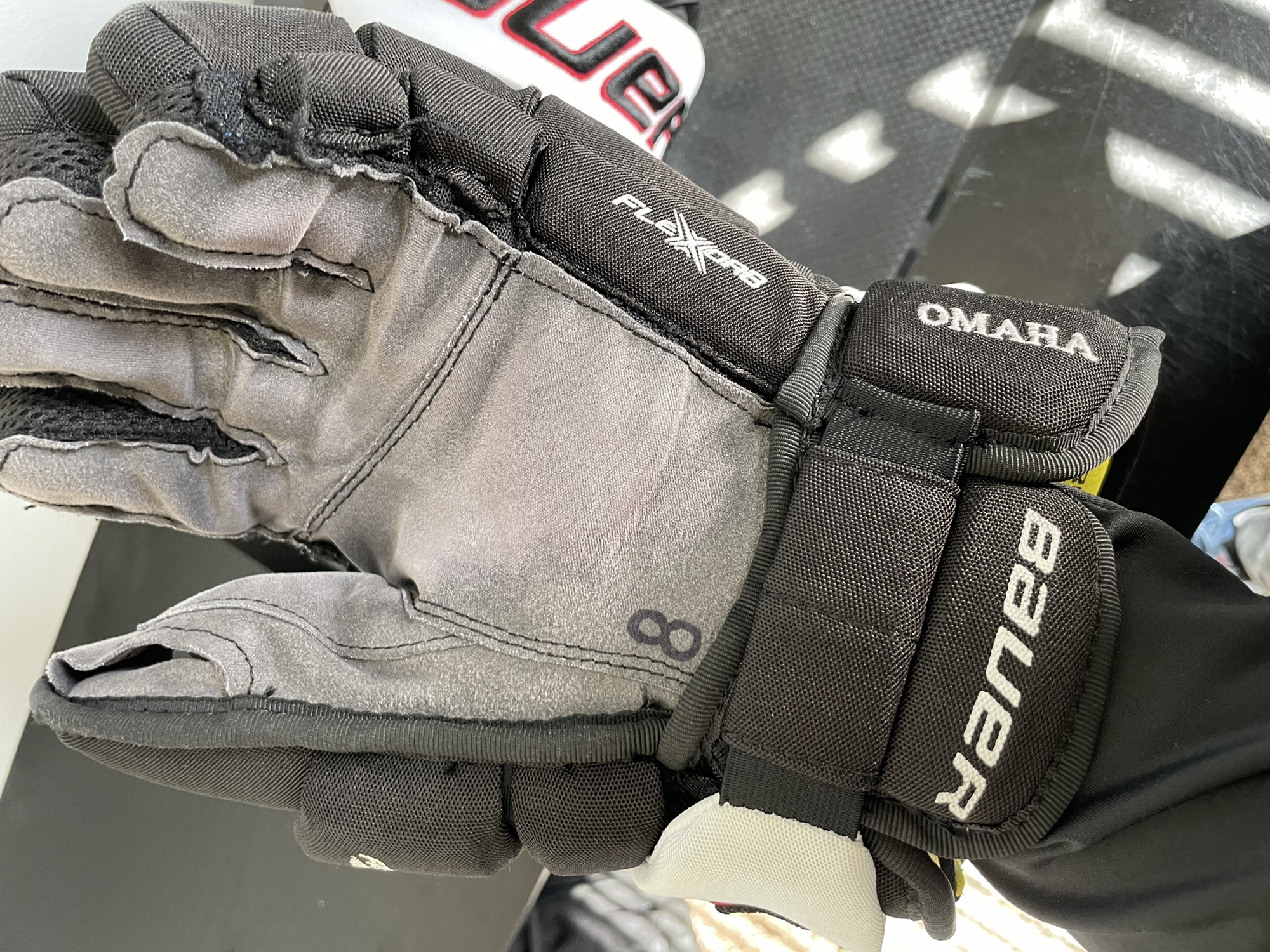 Bauer 1s Pro Sr. Hockey Gloves SidelineSwap