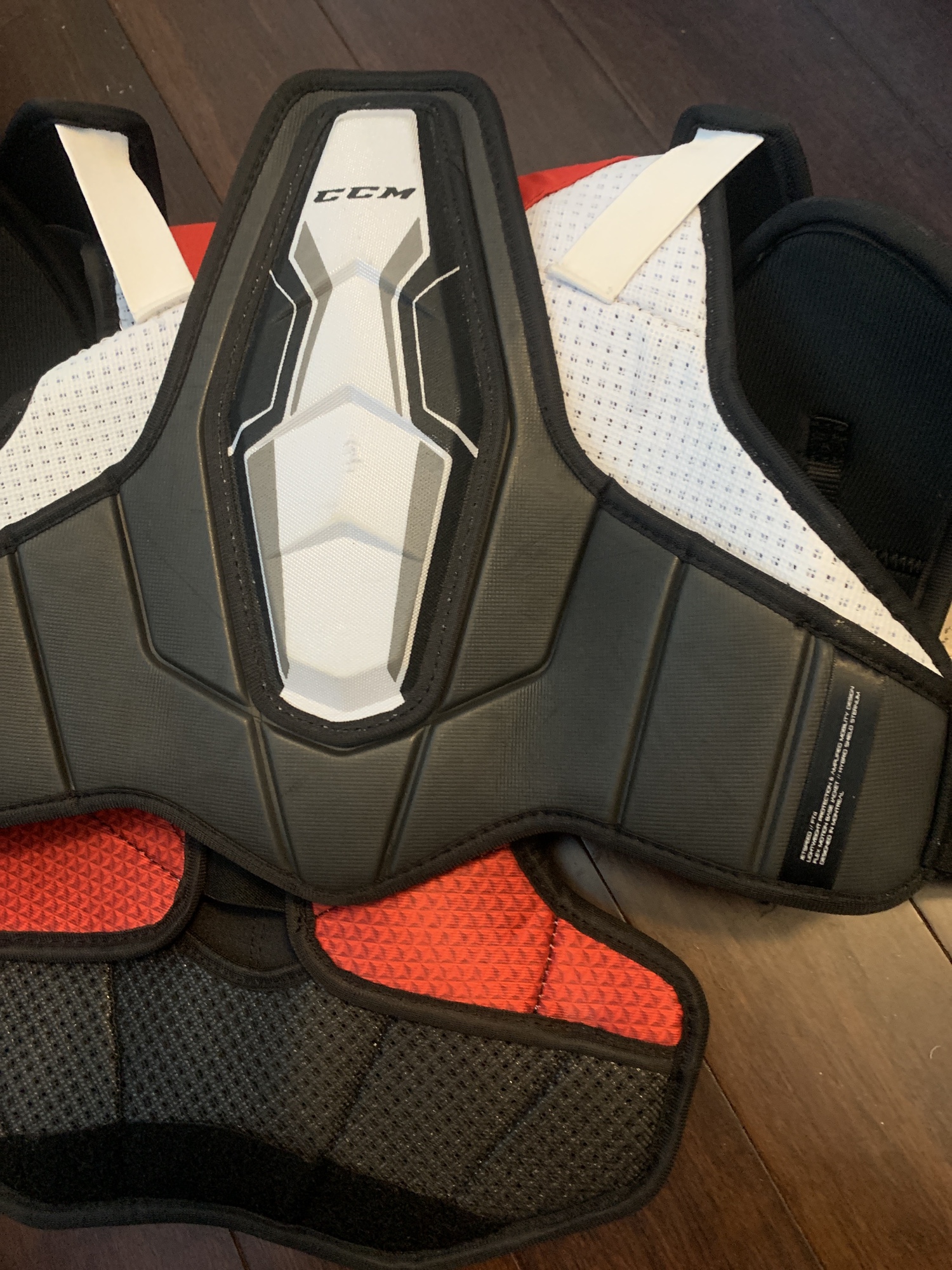 Junior Large CCM JetSpeed FT4 Pro Shoulder Pads SidelineSwap