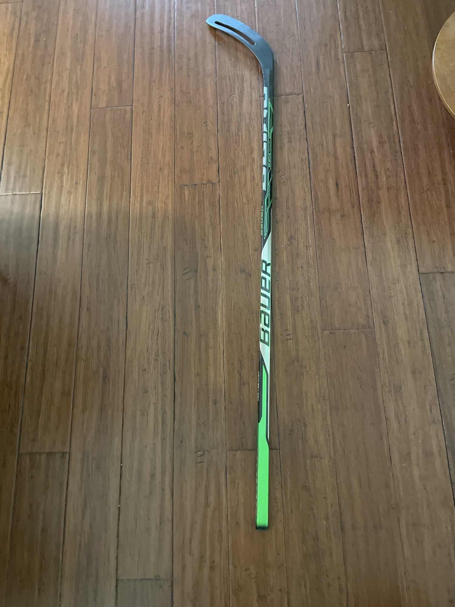 Intermediate Right Handed P88 Sling Hockey Stick SidelineSwap