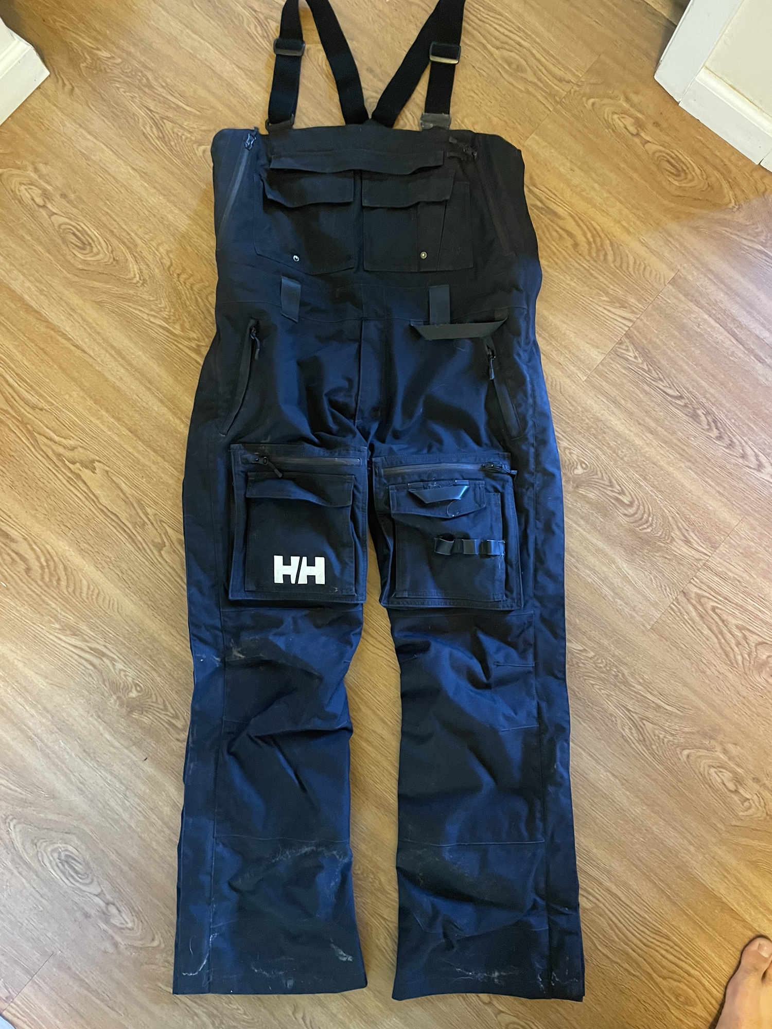 Black Used Medium Helly Hansen Coaches Bibs Pants SidelineSwap