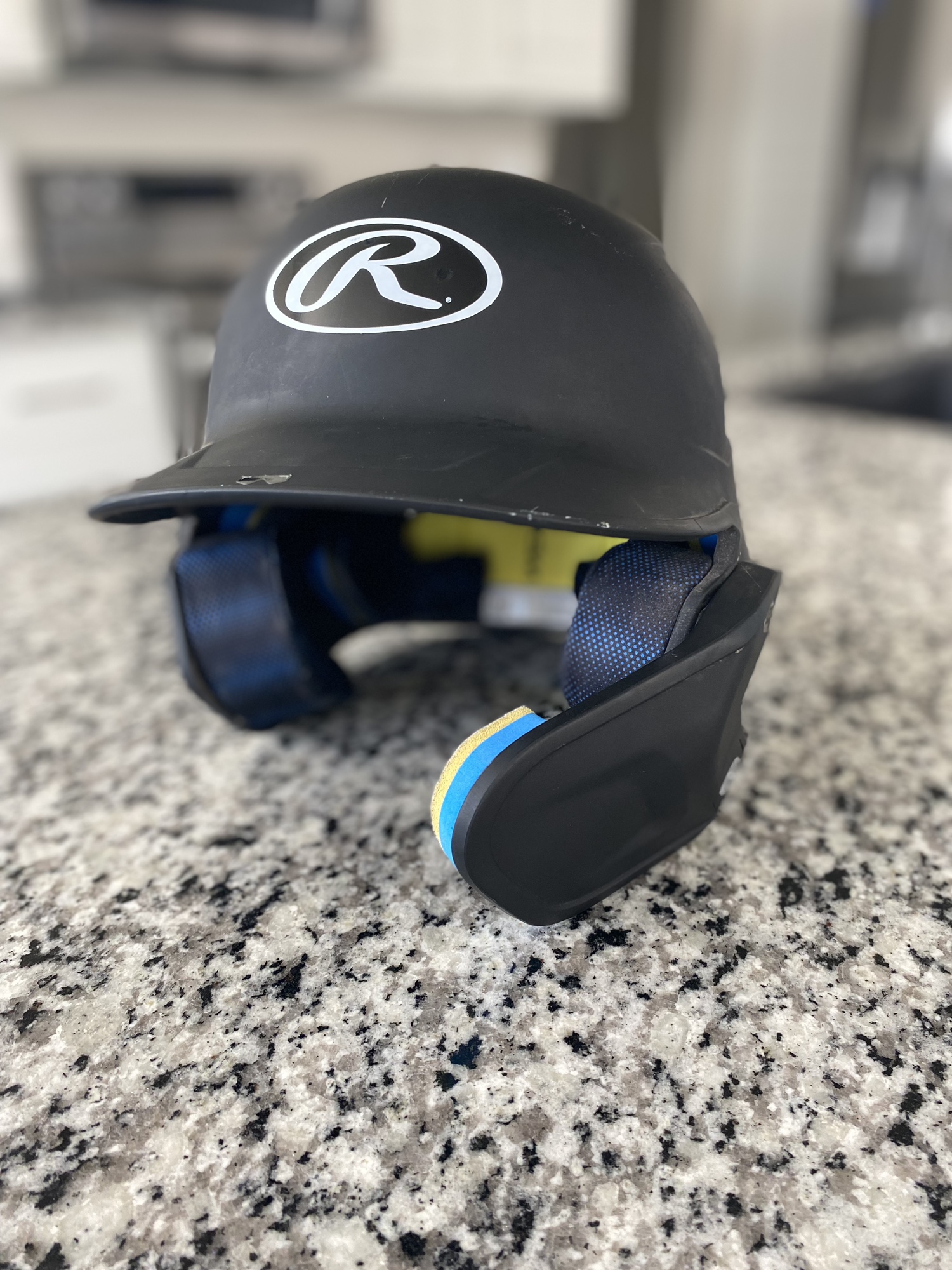 Rawlings Mach Helmet W/Mach Adjustable Jaw Guard SidelineSwap