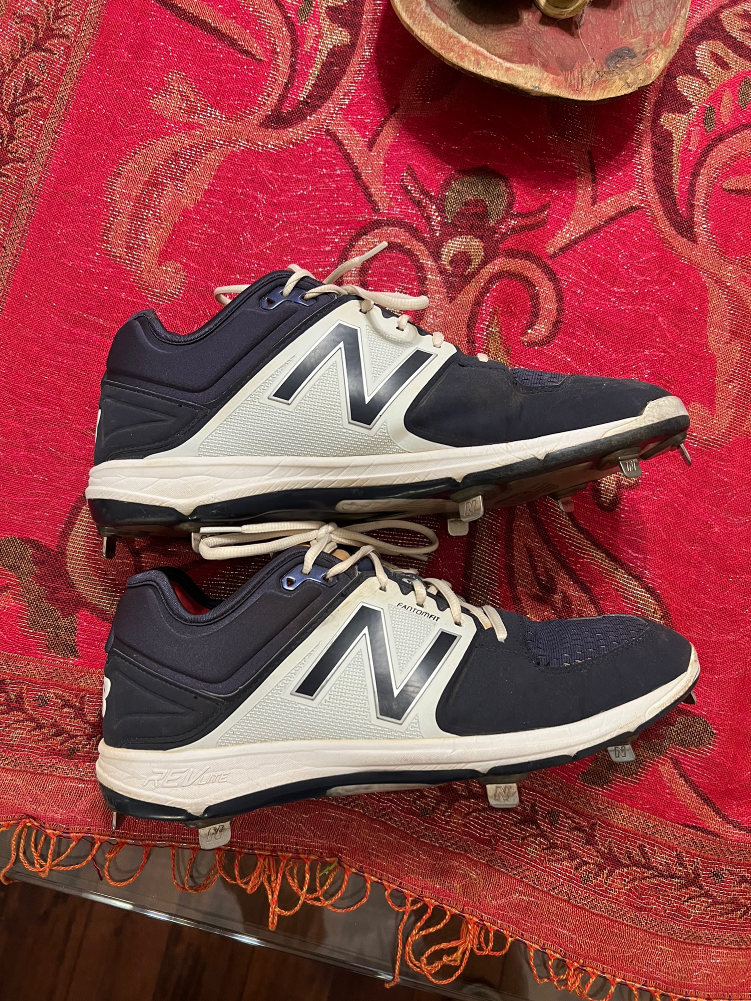 2019 new balance baseball cleats
