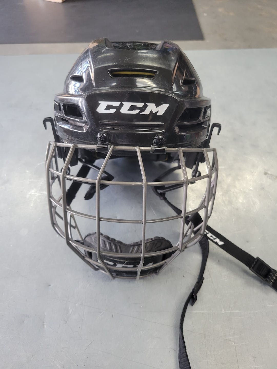 Used Ccm Tacks 310 Sm Hockey Helmets SidelineSwap