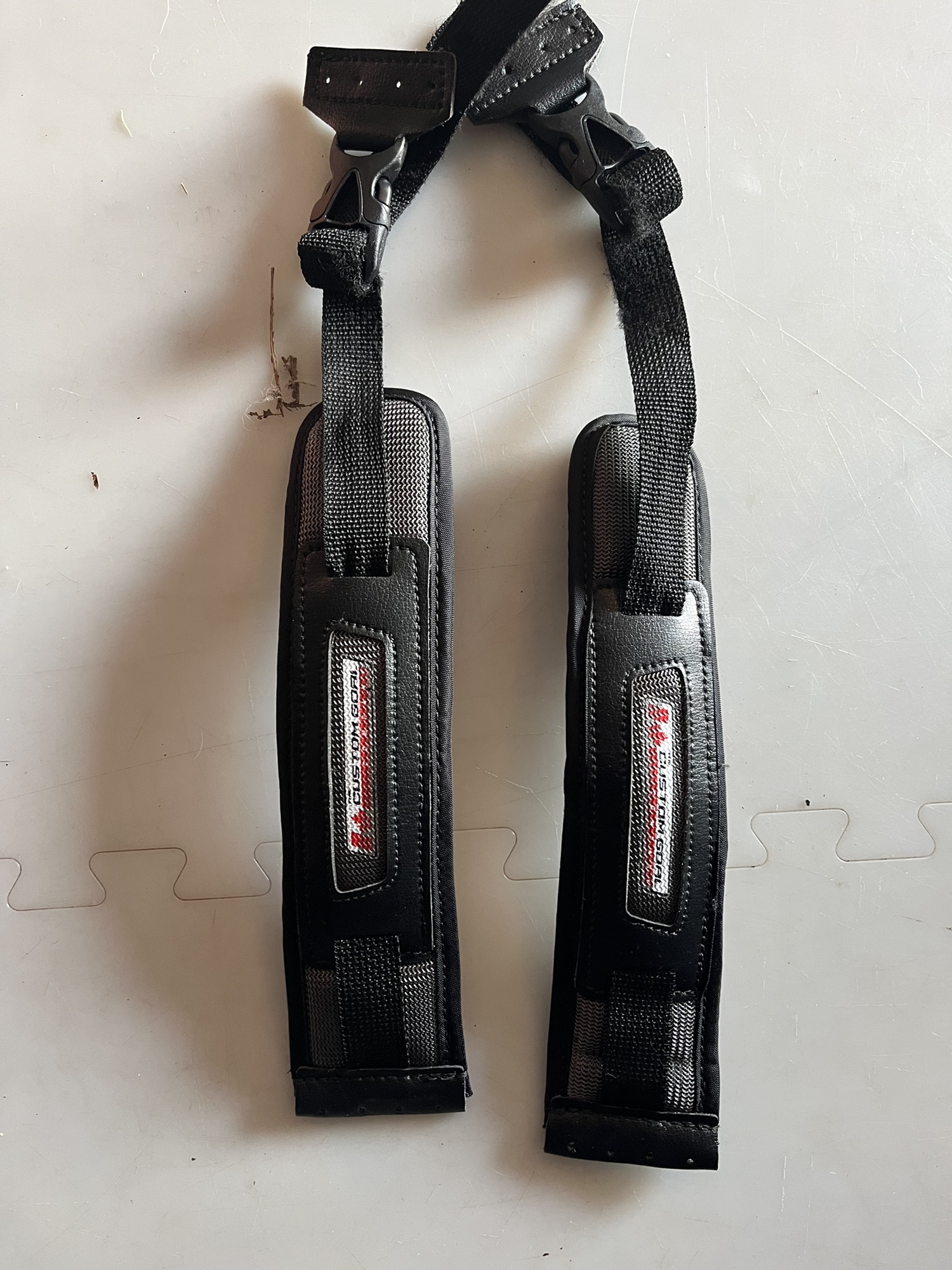 Brians PROFESSOR straps lace in SidelineSwap