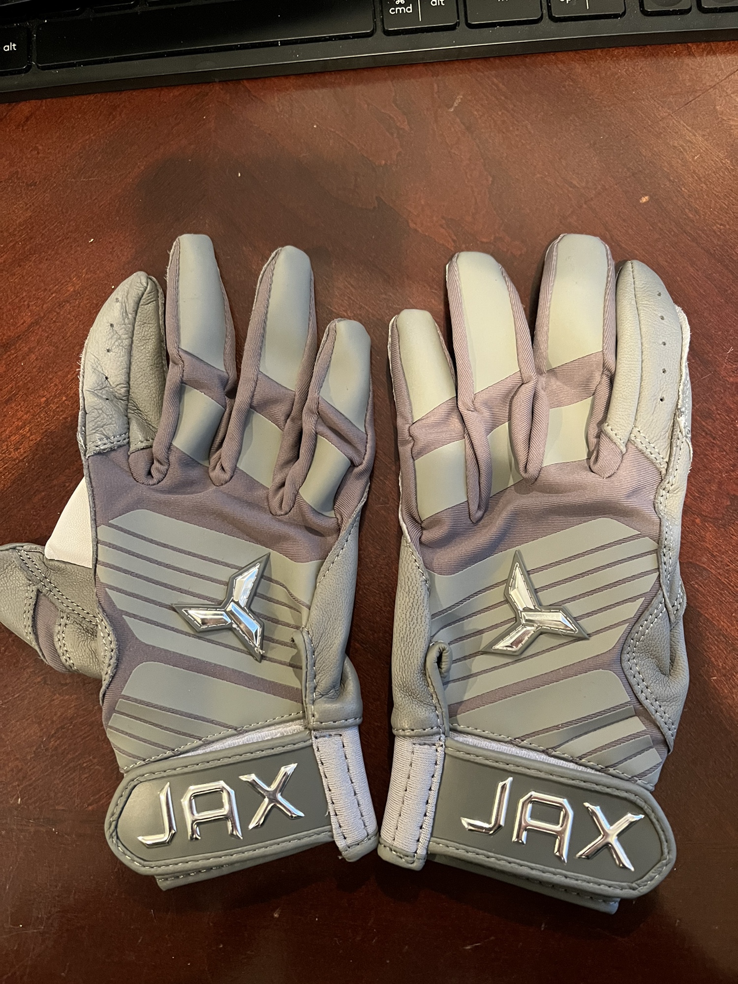 Jax Batting Gloves New in Bag/Never Worn SidelineSwap