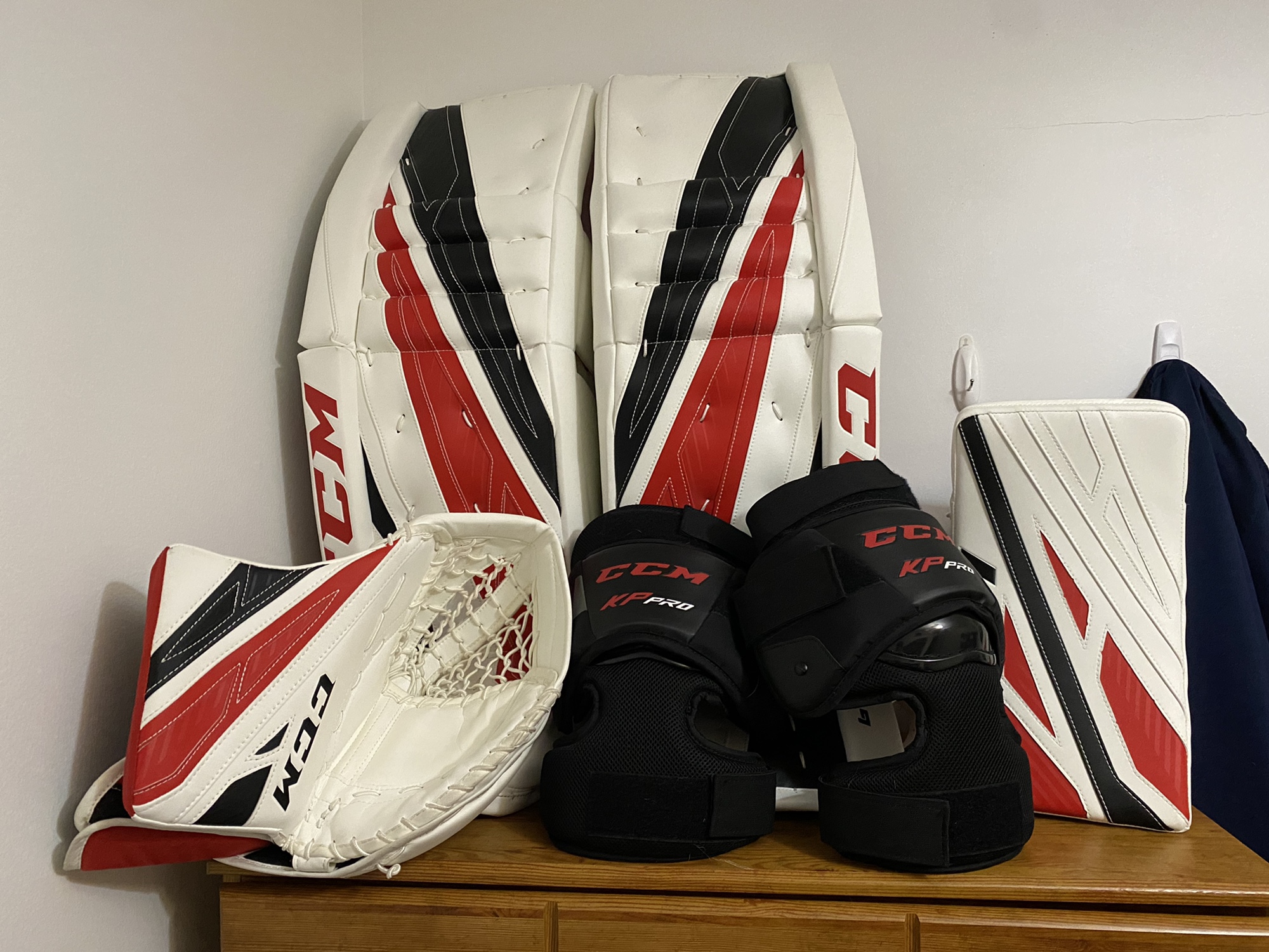 CCM Sr Goalie pads, Glove, Blocker, knee pads SidelineSwap