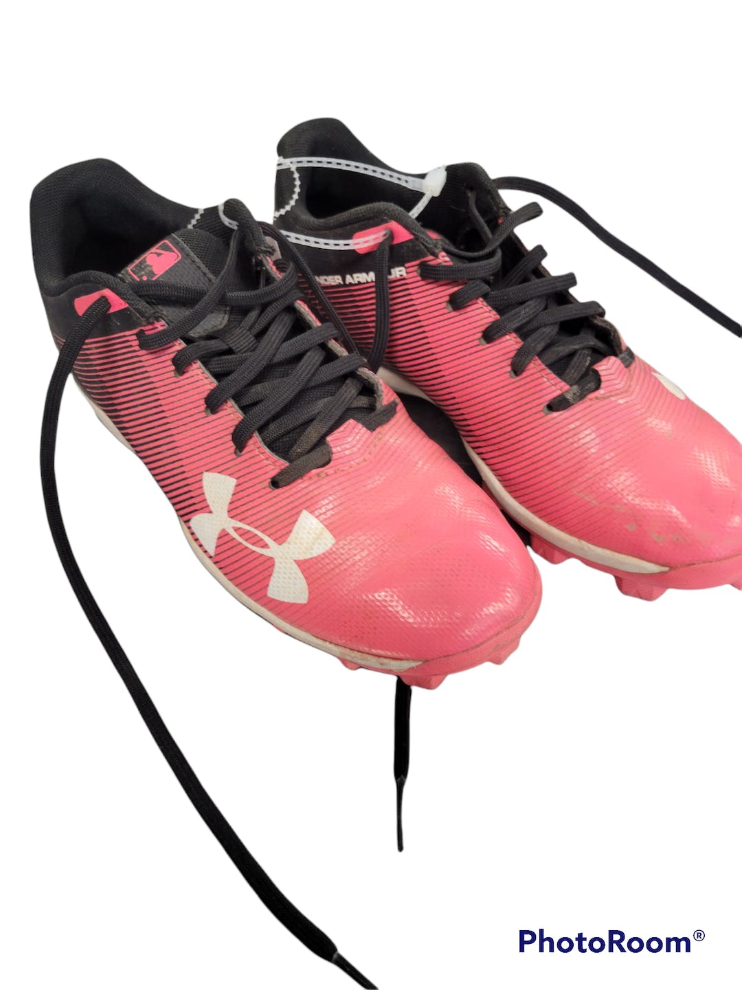 Used Under Armour Baseball Cleats Junior 03.5 Baseball & Softball