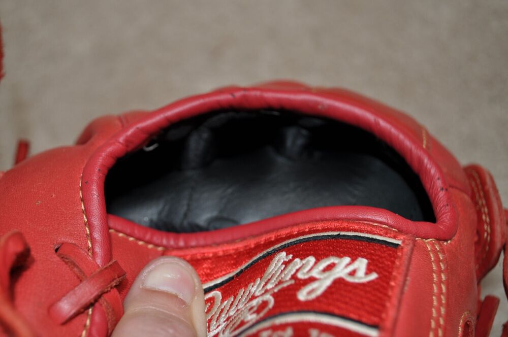 11.5” Rawlings Gold Glove Elite GGE115MTS RHT Leather Baseball Glove