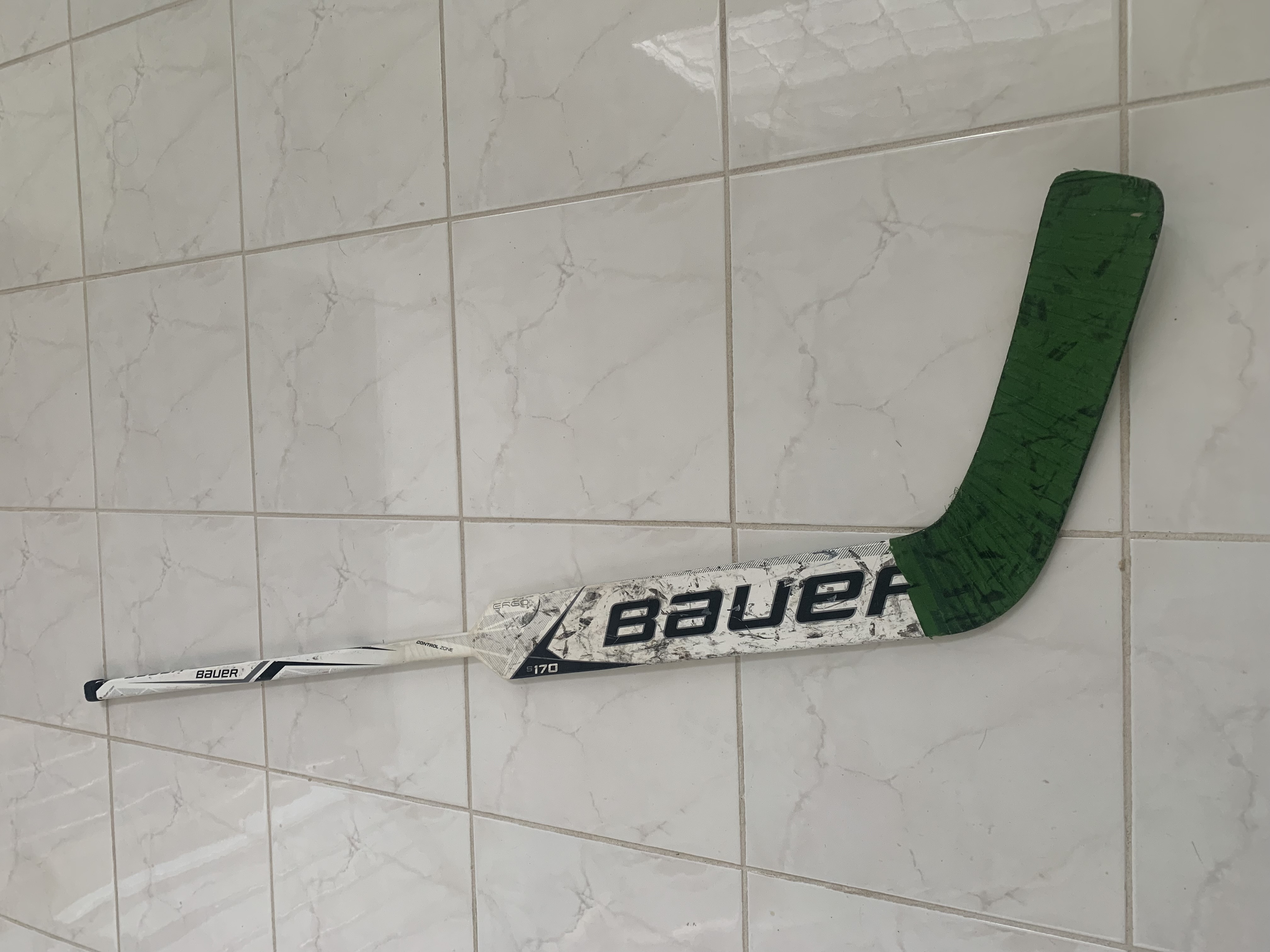 Junior Used Regular Bauer Supreme S170 Goalie Stick 21" SidelineSwap