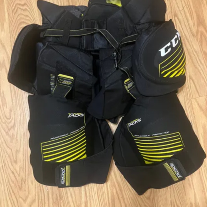Used XL CCM Super Tacks Girdle SidelineSwap