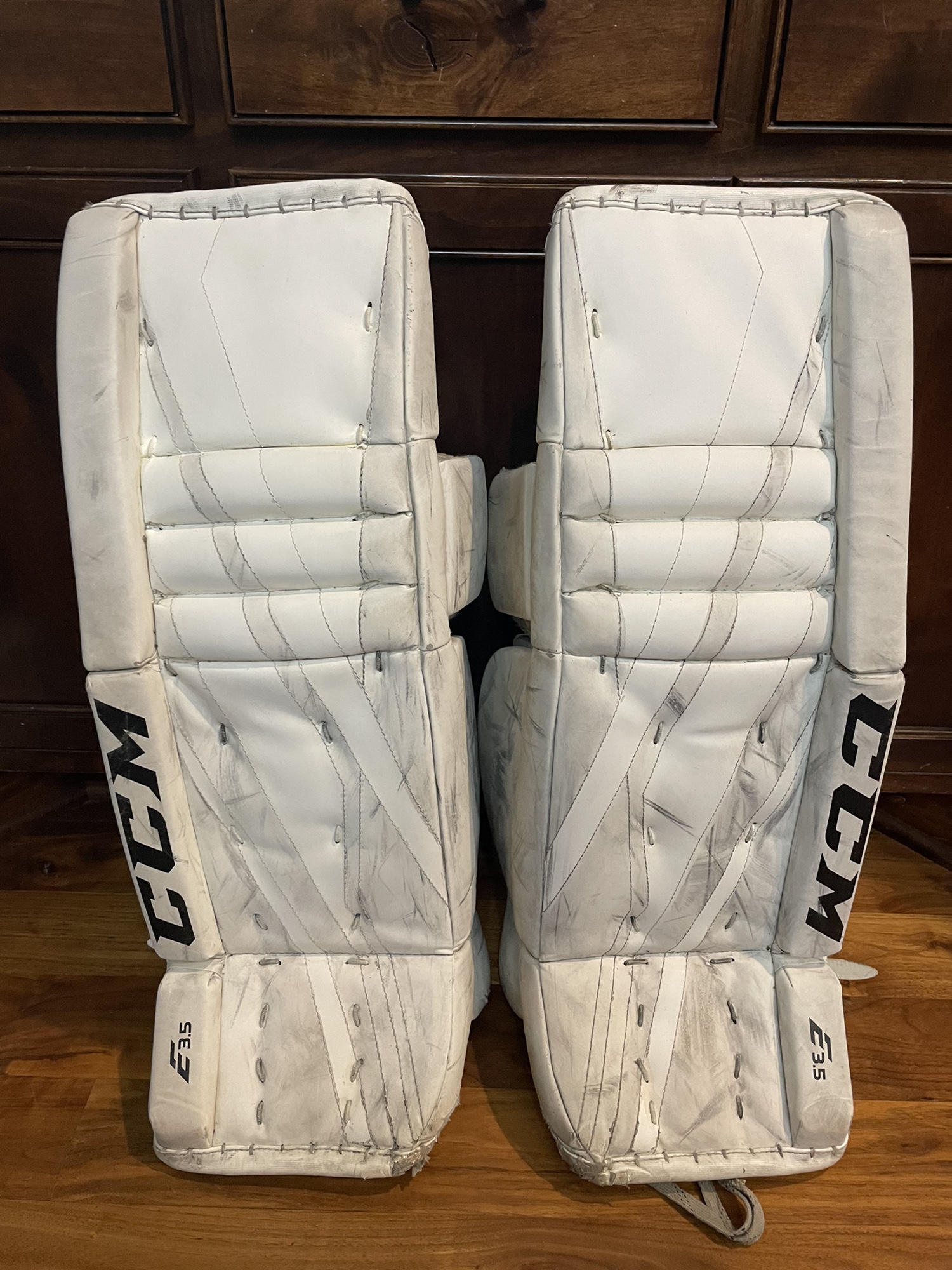CCM Extreme Flex E3.5 Goalie Pads SidelineSwap