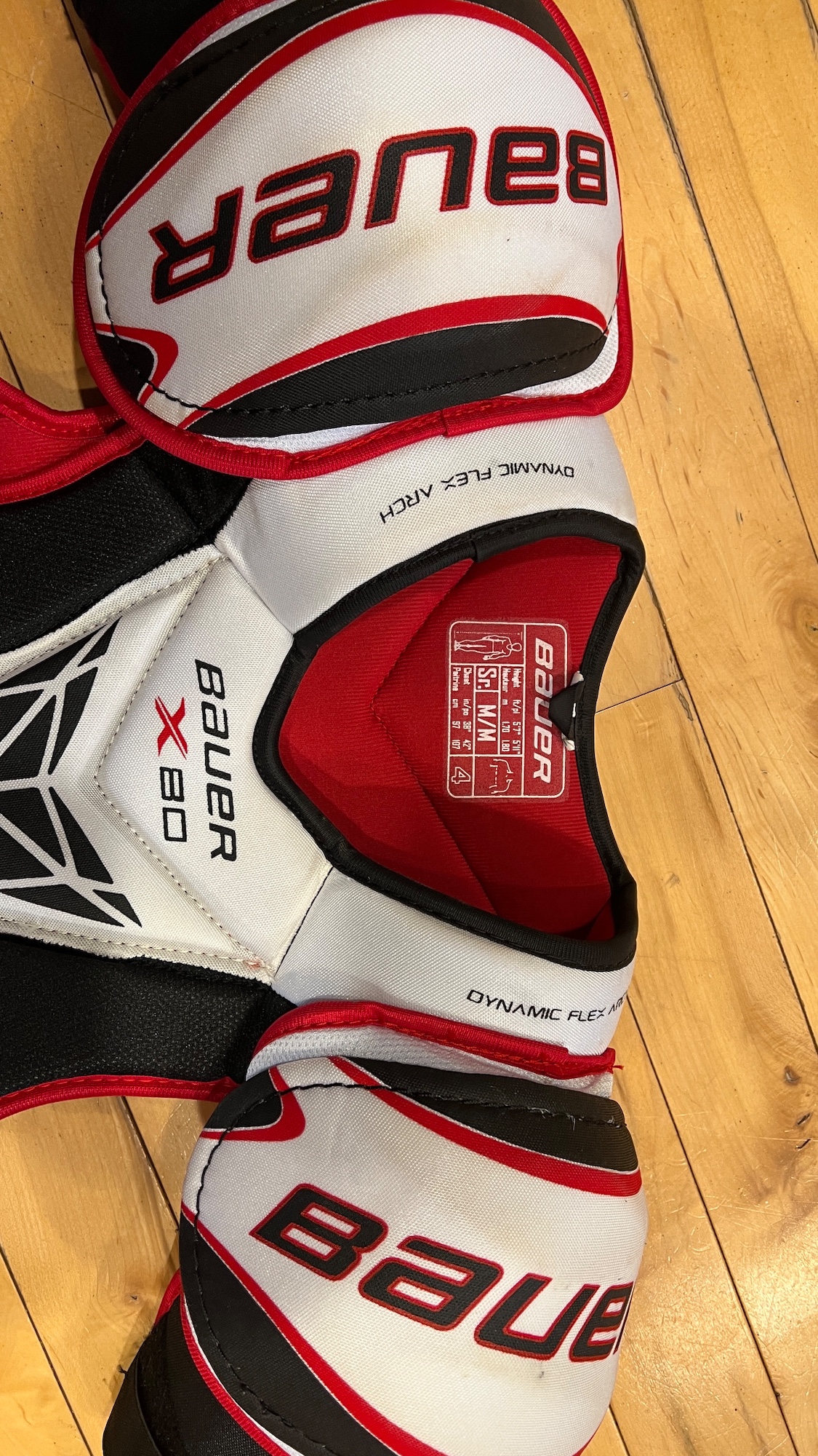Senior Medium Bauer Vapor X80 Shoulder Pads SidelineSwap
