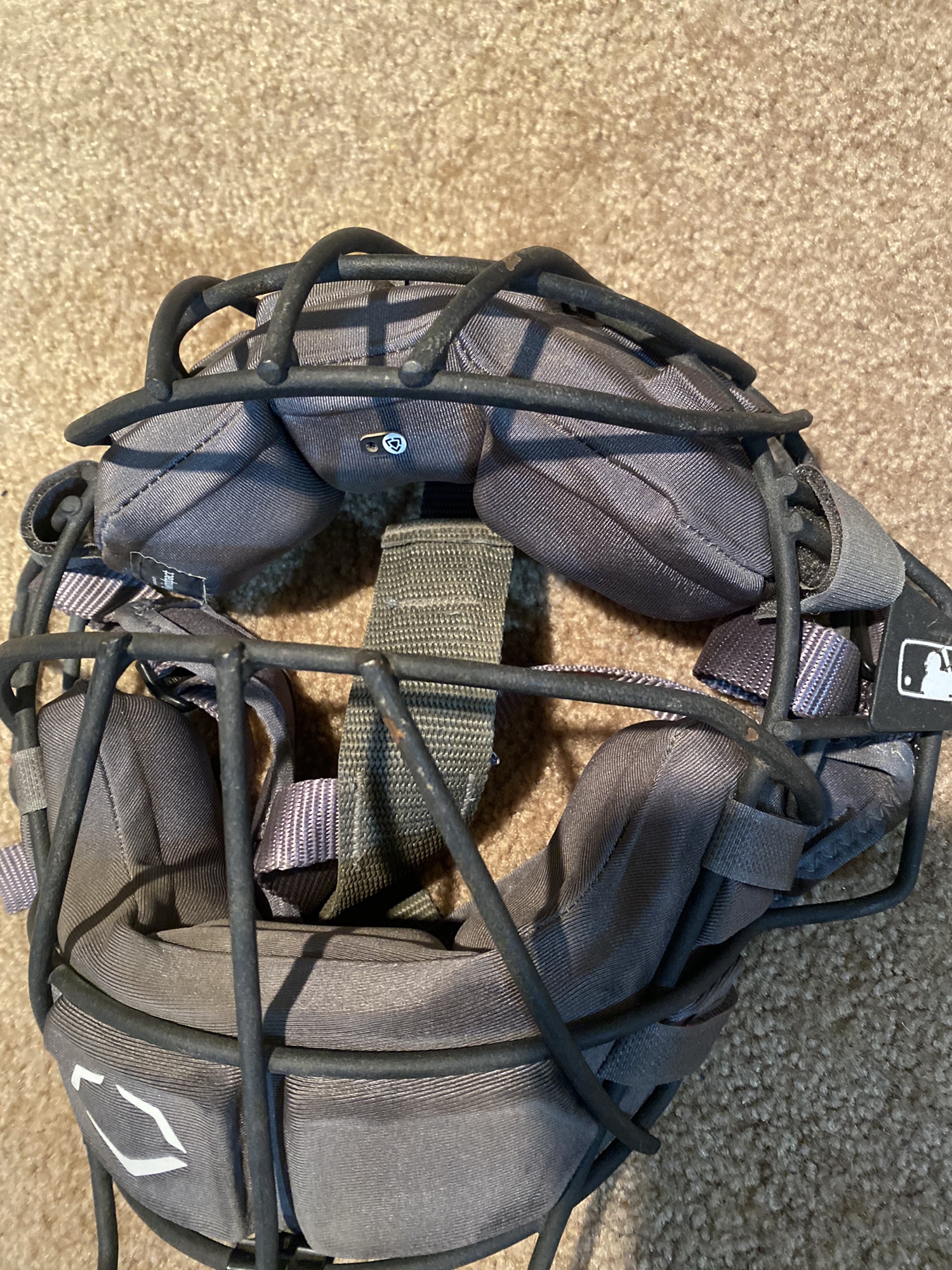 Evoshield Traditional Catchers Mask SidelineSwap