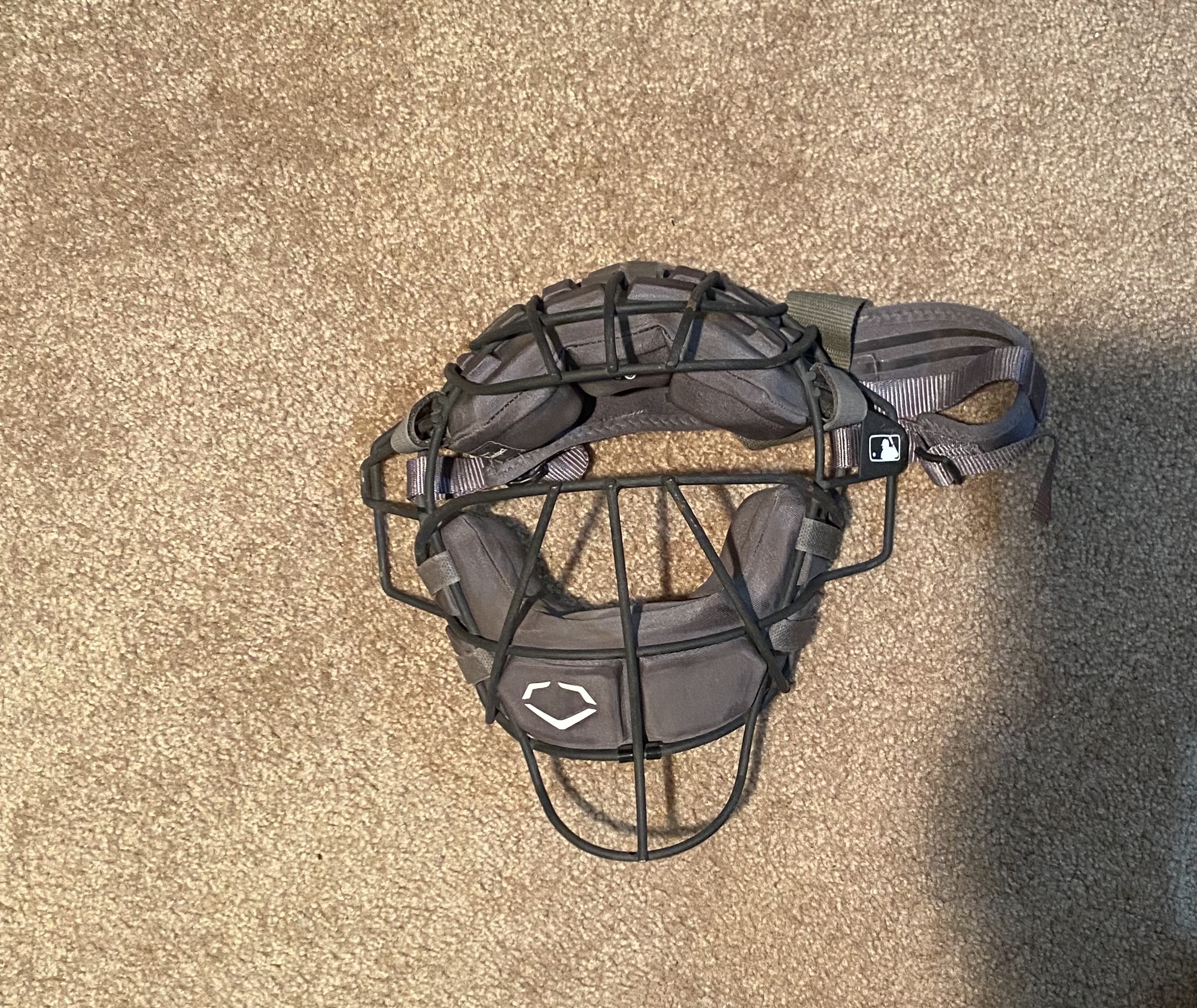 Evoshield Traditional Catchers Mask SidelineSwap