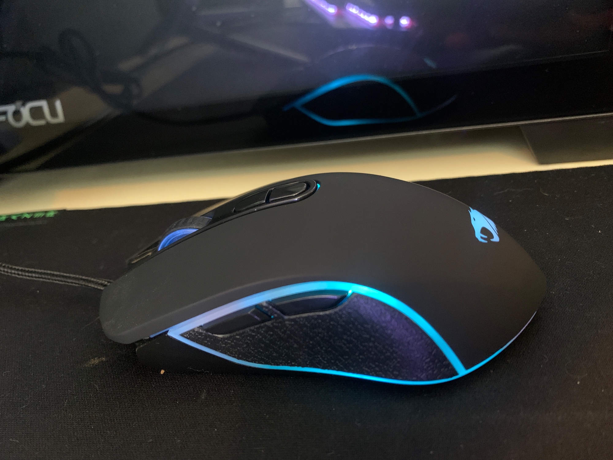 New Ares M2 Gaming Mouse From ibuypower with RGB SidelineSwap