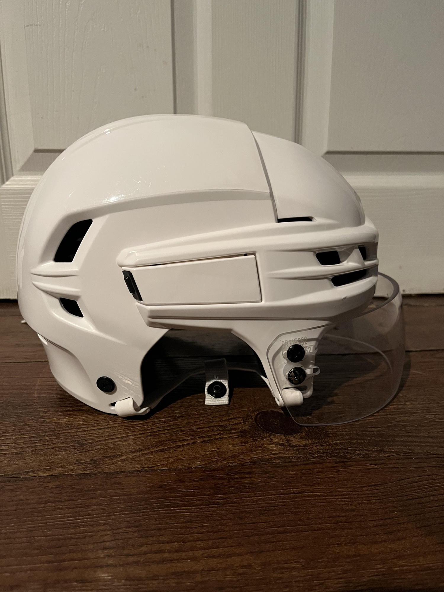 New Medium CCM Super Tacks X Helmet SidelineSwap