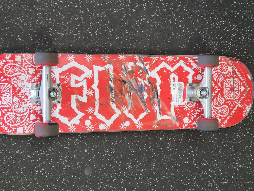 Used Flip Skateboard 8" Complete Skateboards SidelineSwap