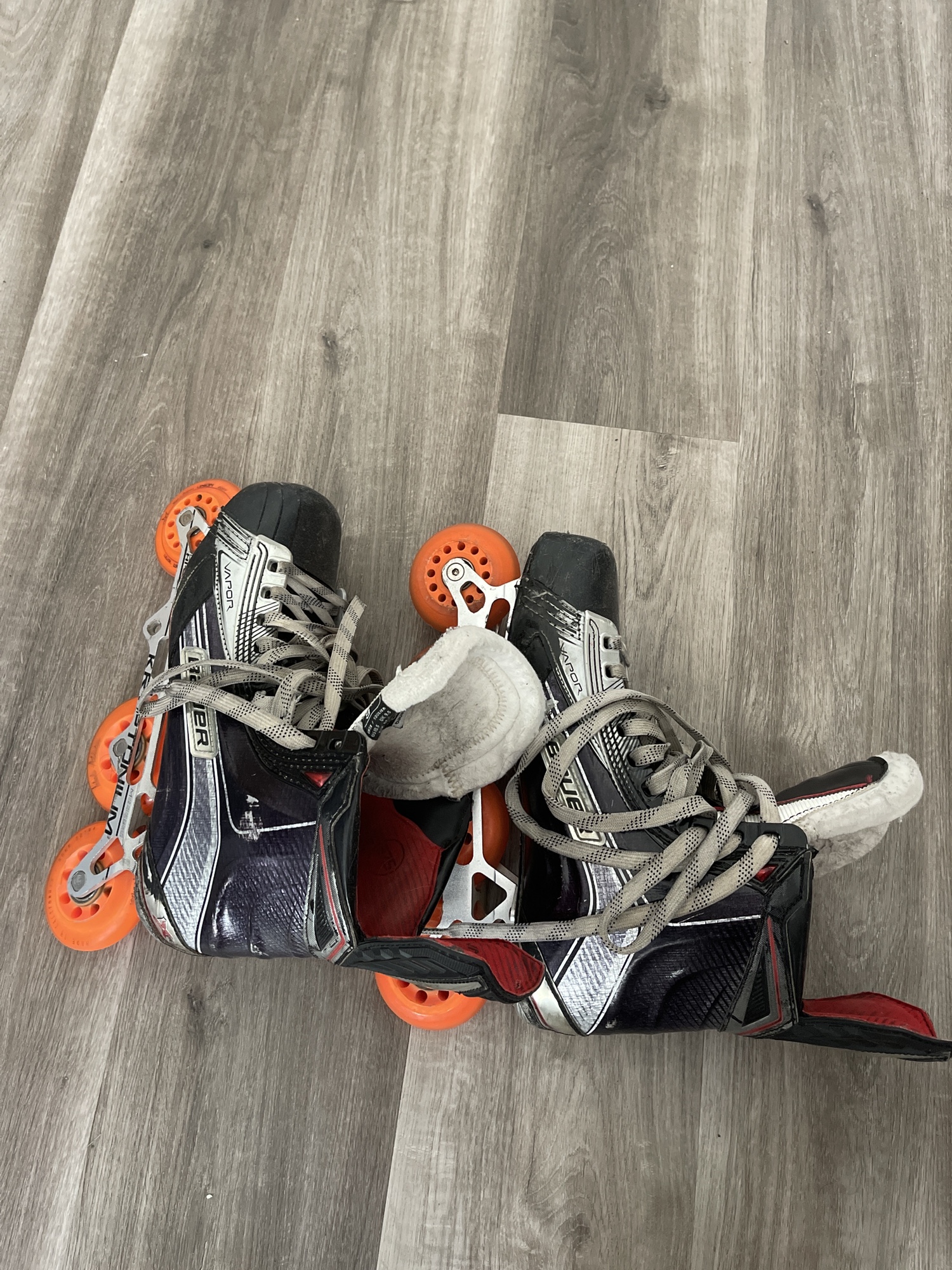 Used Bauer Extra Wide Width Size 9 Vapor xr1 Inline Skates SidelineSwap