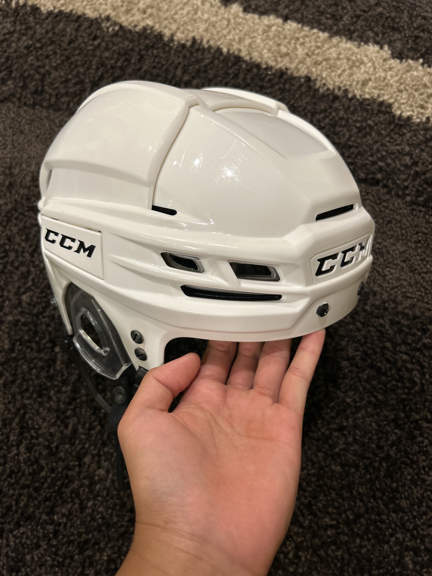 Used Large CCM Tacks 910 Helmet SidelineSwap