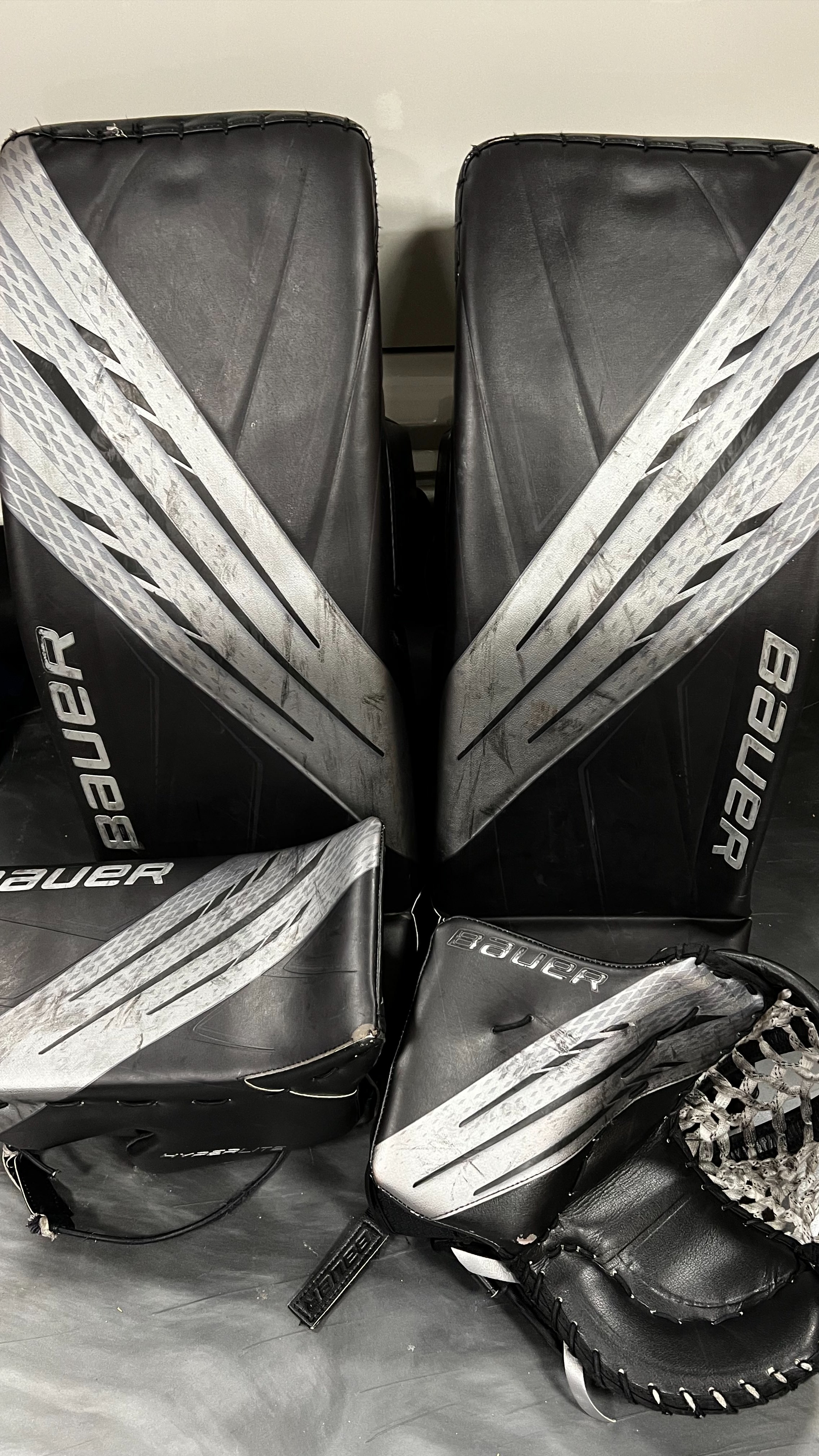 Used Custom Hyperlite Full Set SidelineSwap