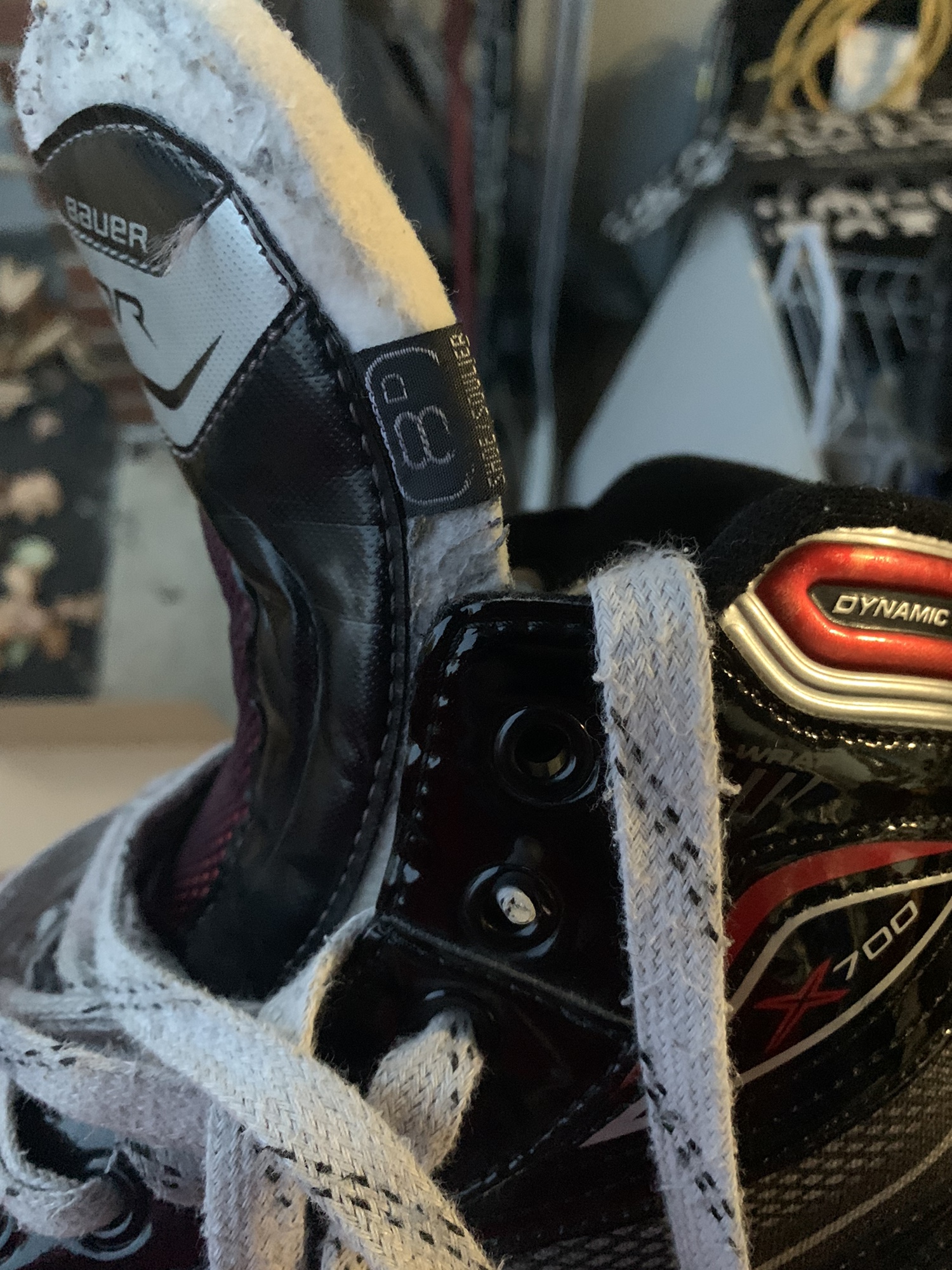 Used Bauer Regular Width Size 8 Vapor X700 Hockey Goalie Skates