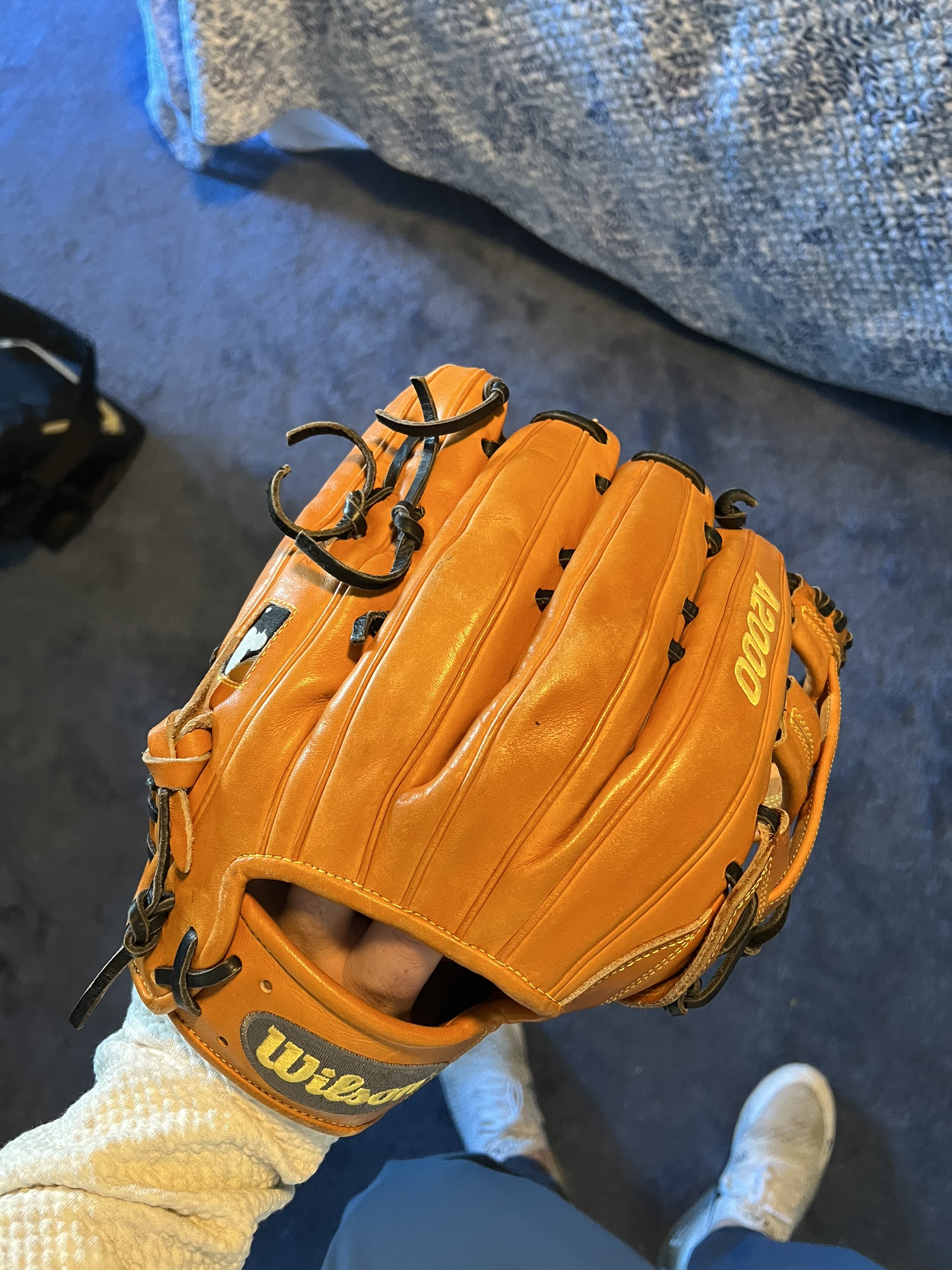 12.75" A2000 Baseball Glove SidelineSwap