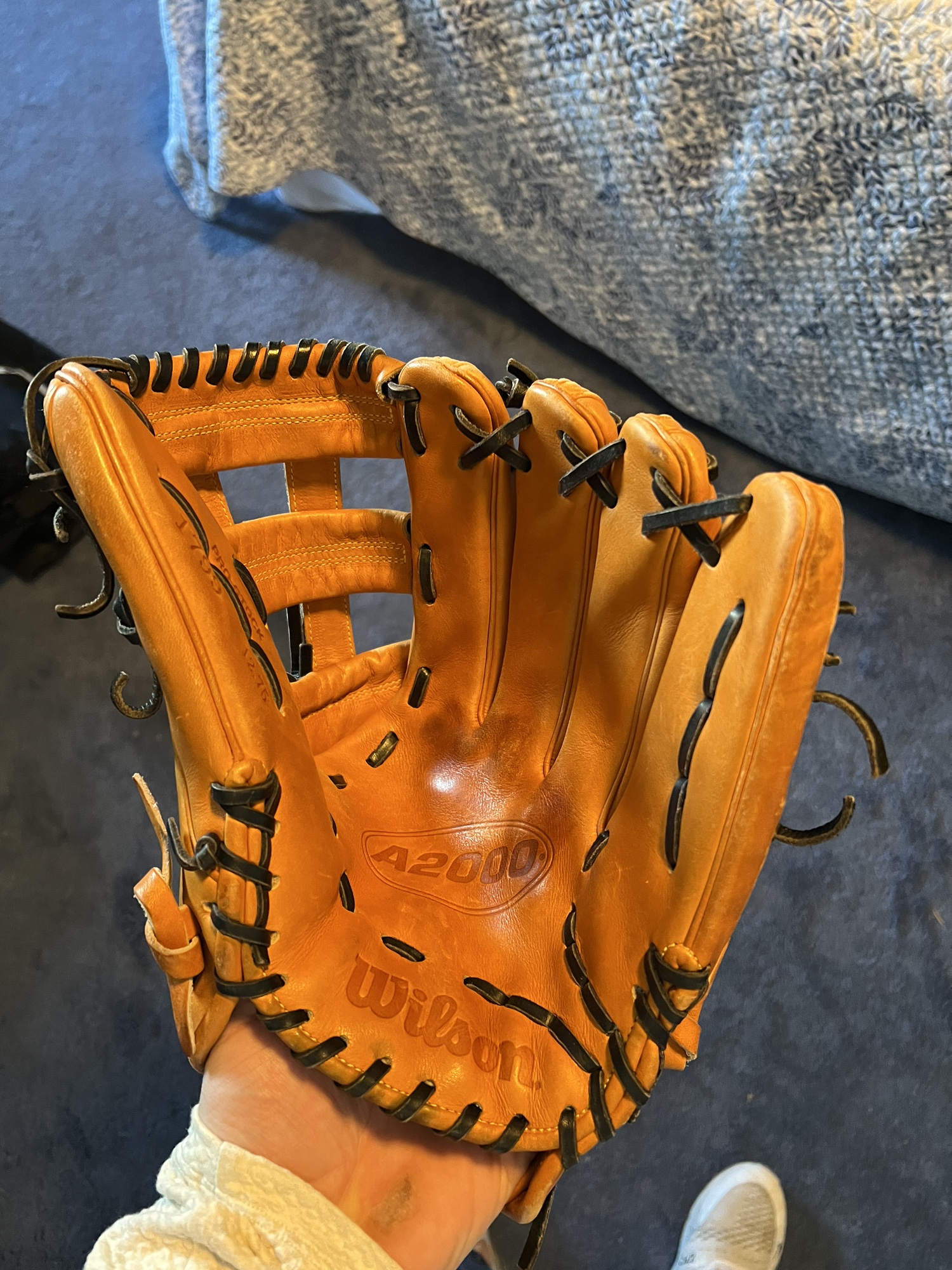 12.75" A2000 Baseball Glove SidelineSwap
