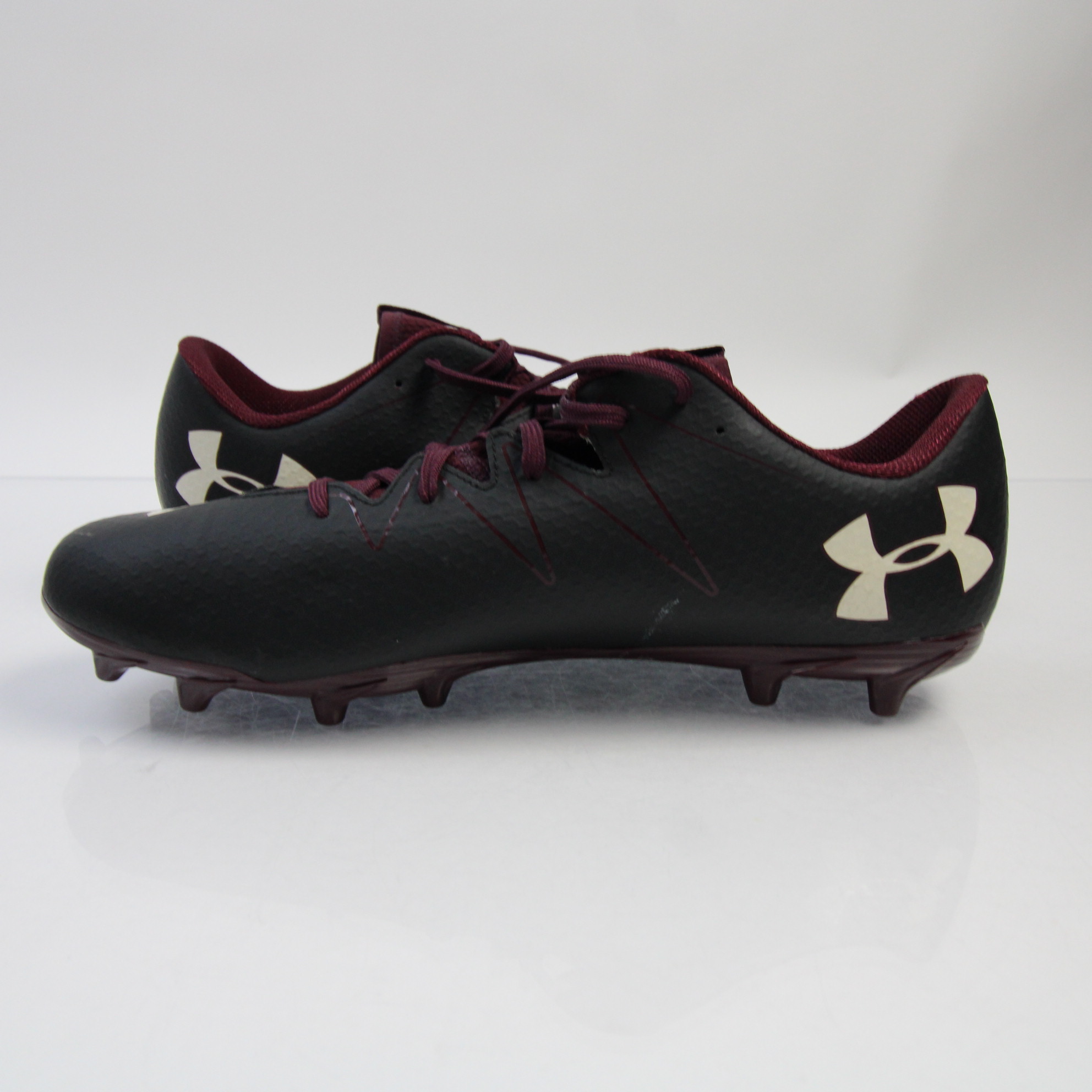 mens maroon football cleats