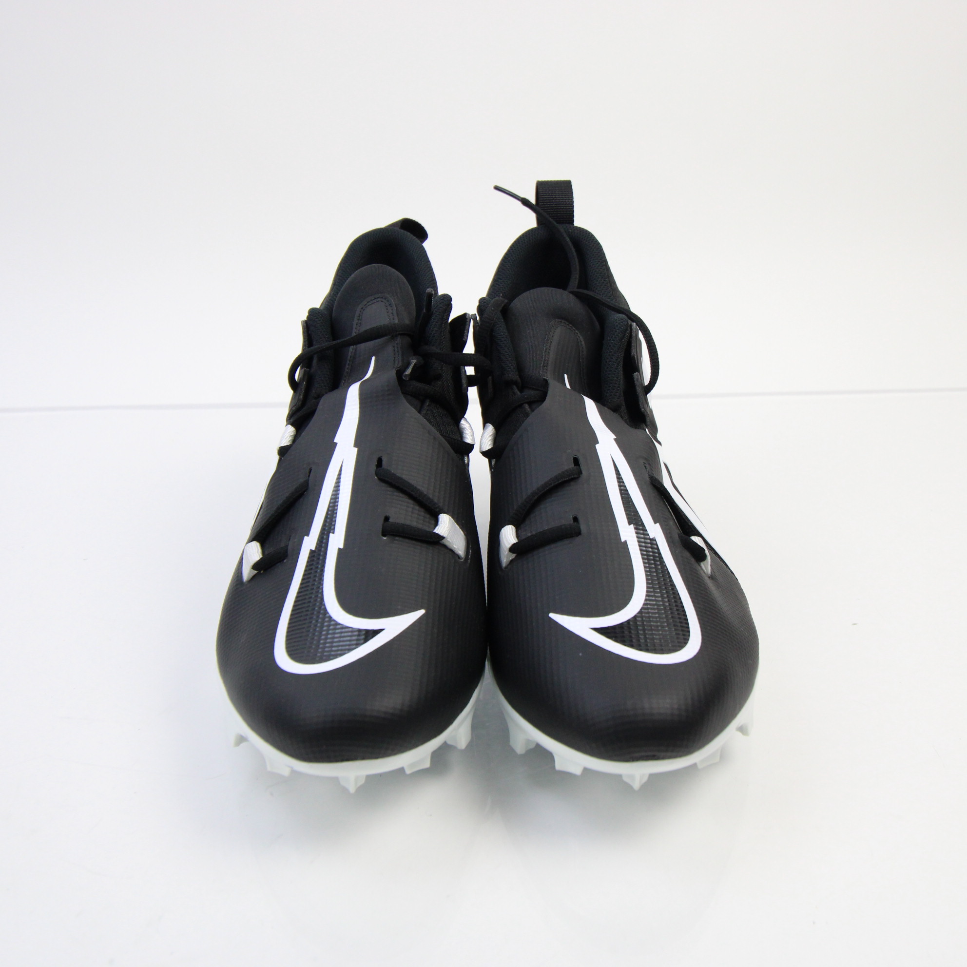 Nike Alpha Football Cleat Men's Black/White New with Defect 15W SidelineSwap