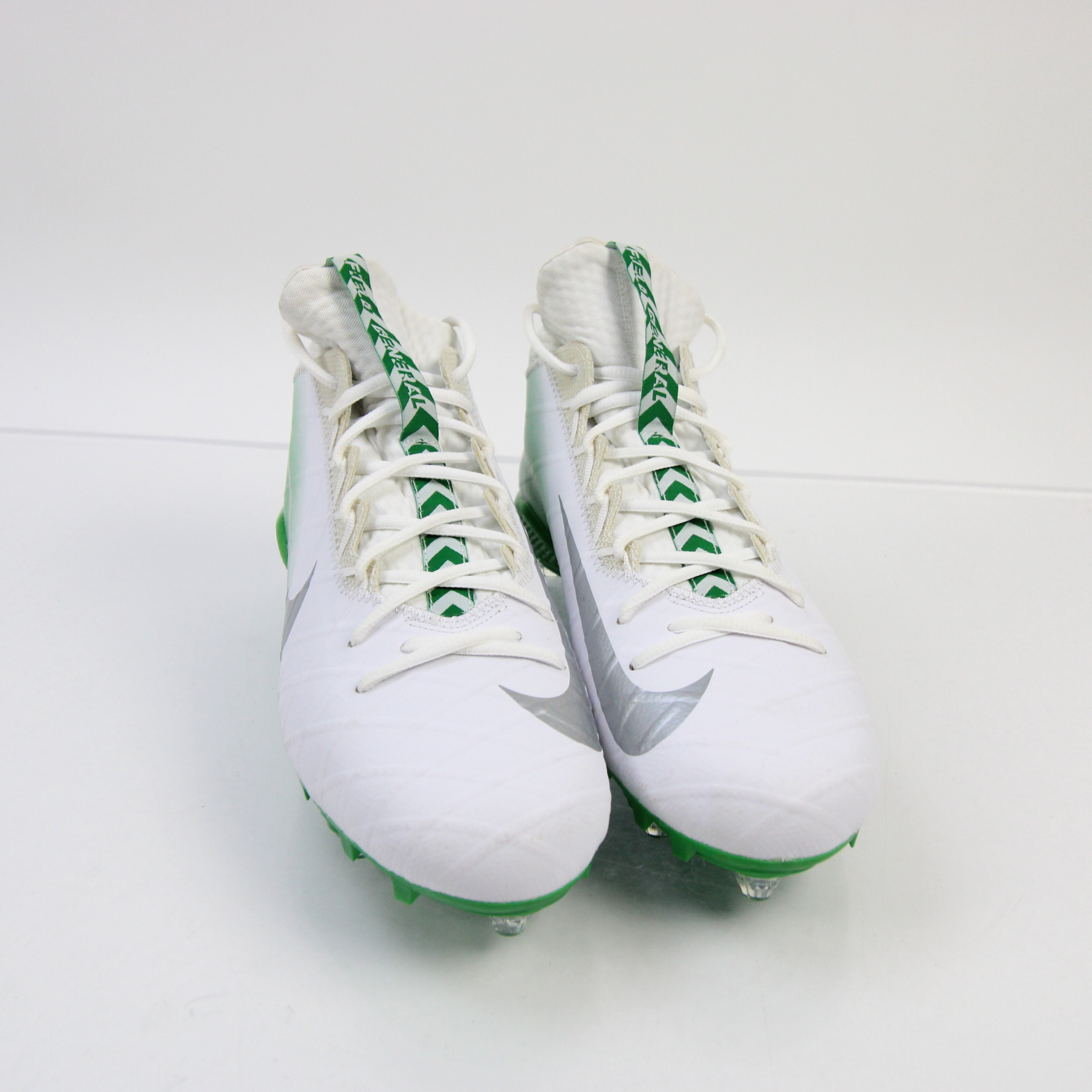 mens white nike football cleats