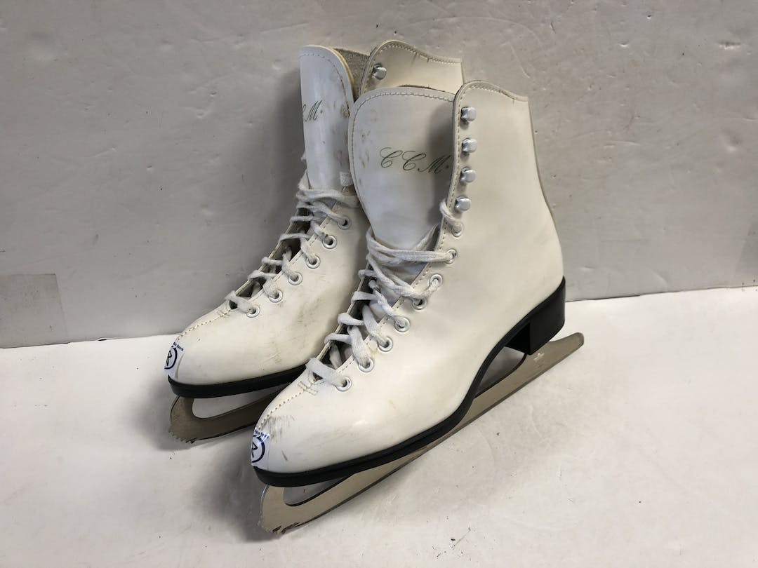 Used Ccm Figure Skate Senior 8 Women's Figure Skates SidelineSwap
