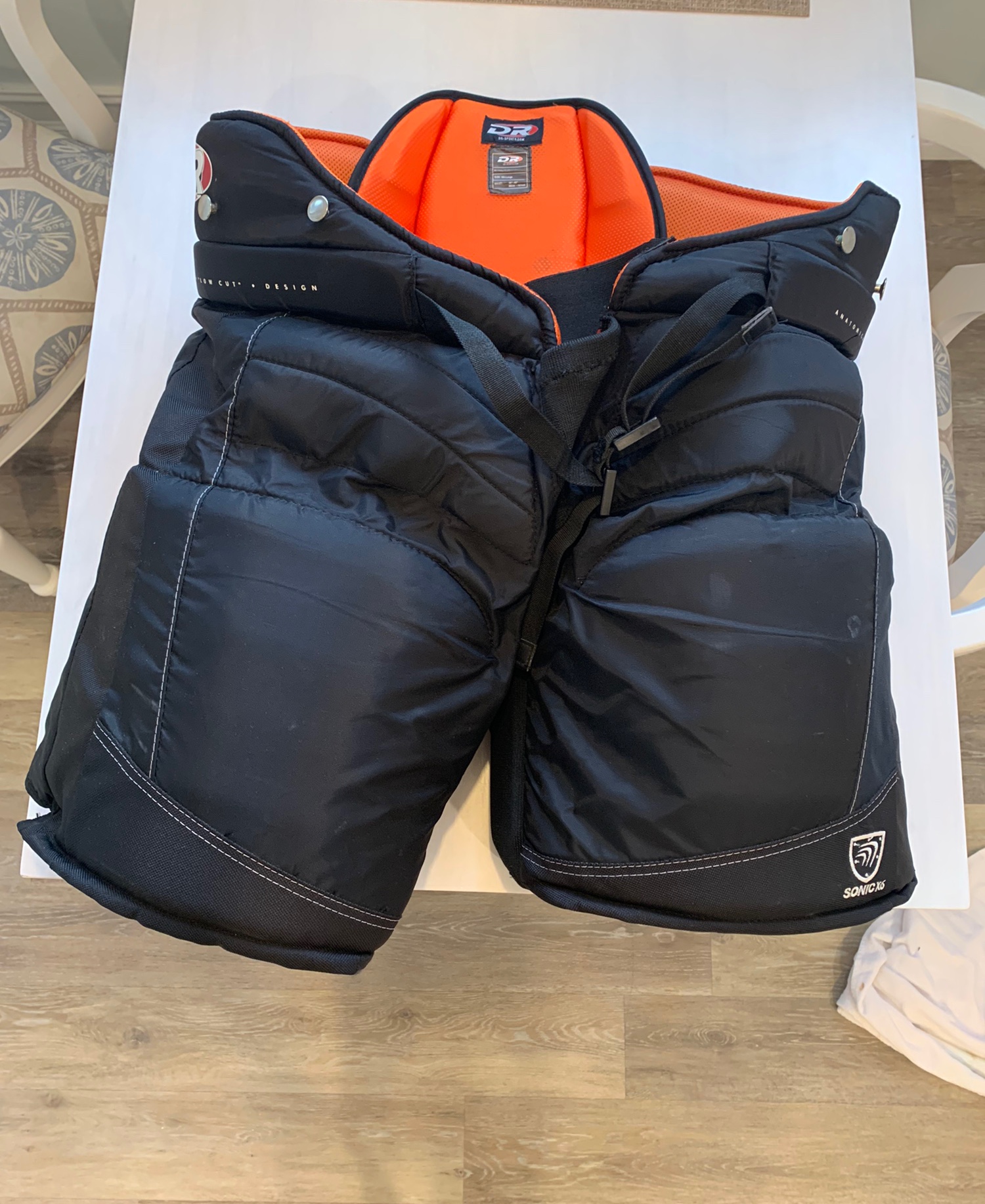 Used Senior XXL D&R HPX6 Hockey Goalie Pants SidelineSwap