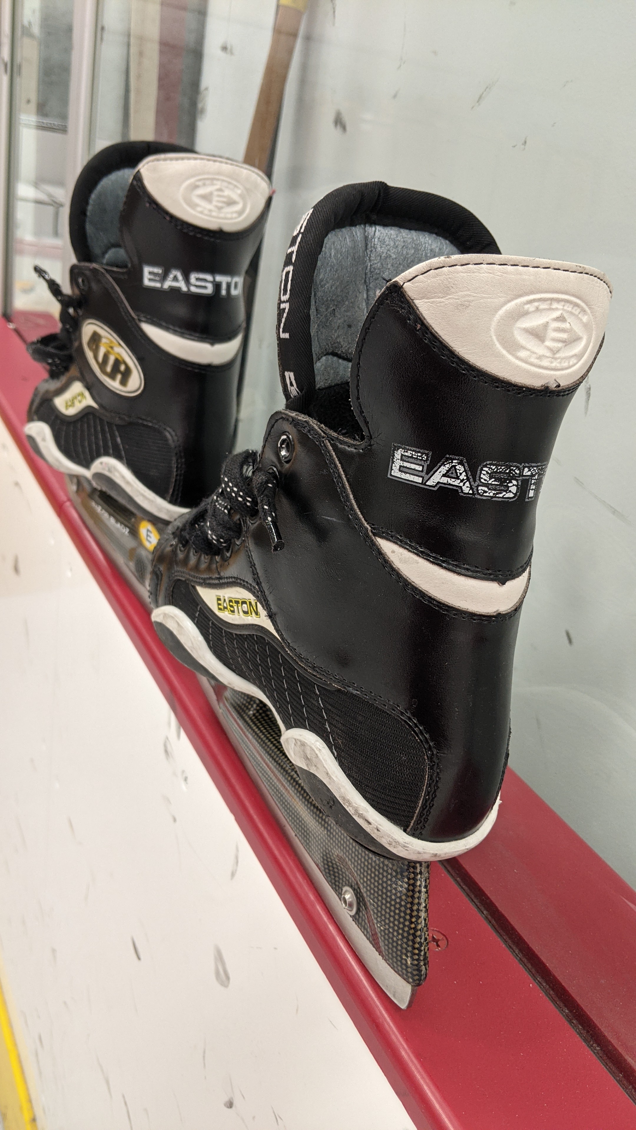 Easton ZAir Hockey Skates Used Great Shape! SidelineSwap