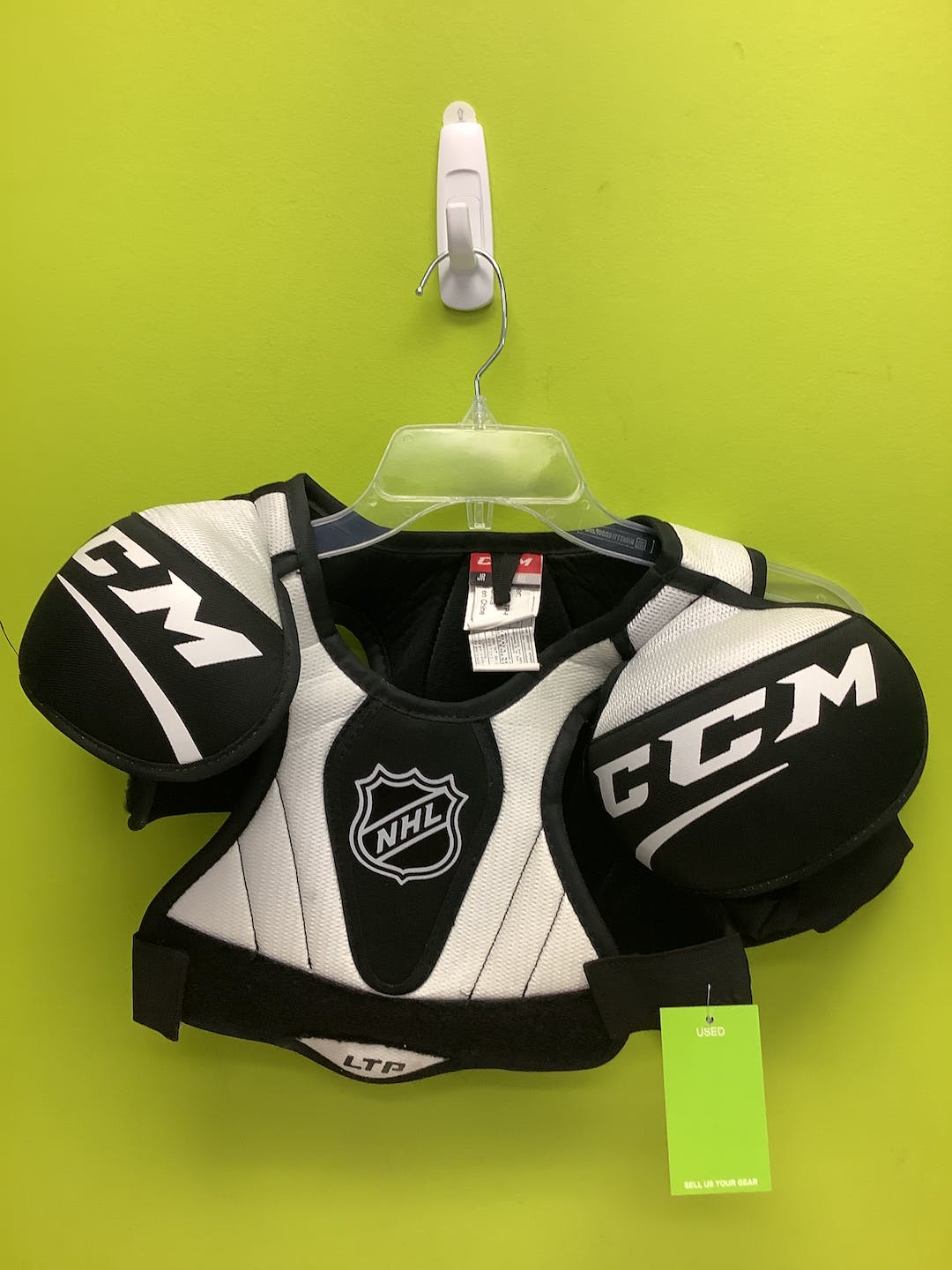 Used Ccm Ltp Jets Sm Hockey Shoulder Pads SidelineSwap