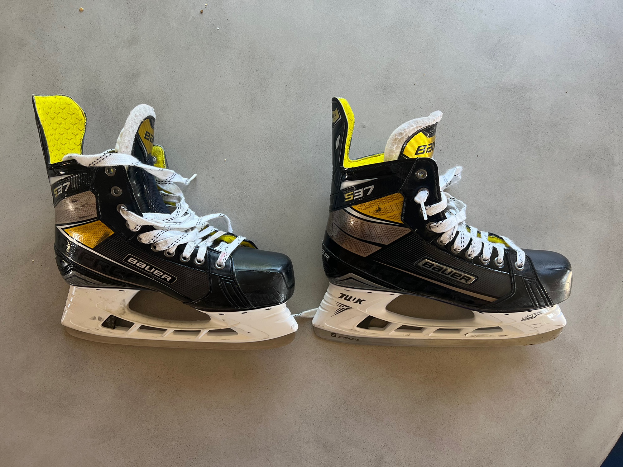 Bauer Supreme S37 (Size 10) skates SidelineSwap