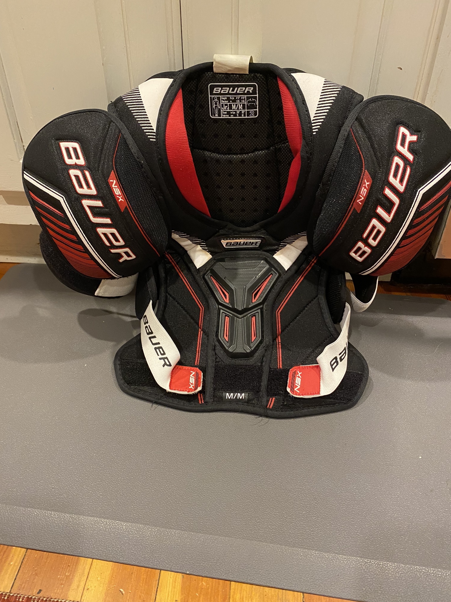 Junior Medium Bauer NSX Shoulder Pads SidelineSwap