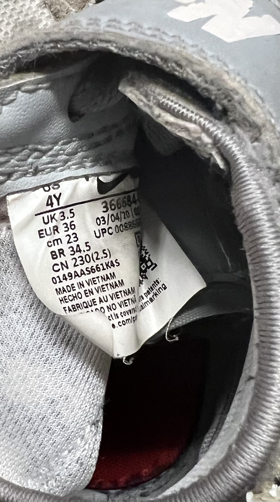 nike youth wrestling shoes