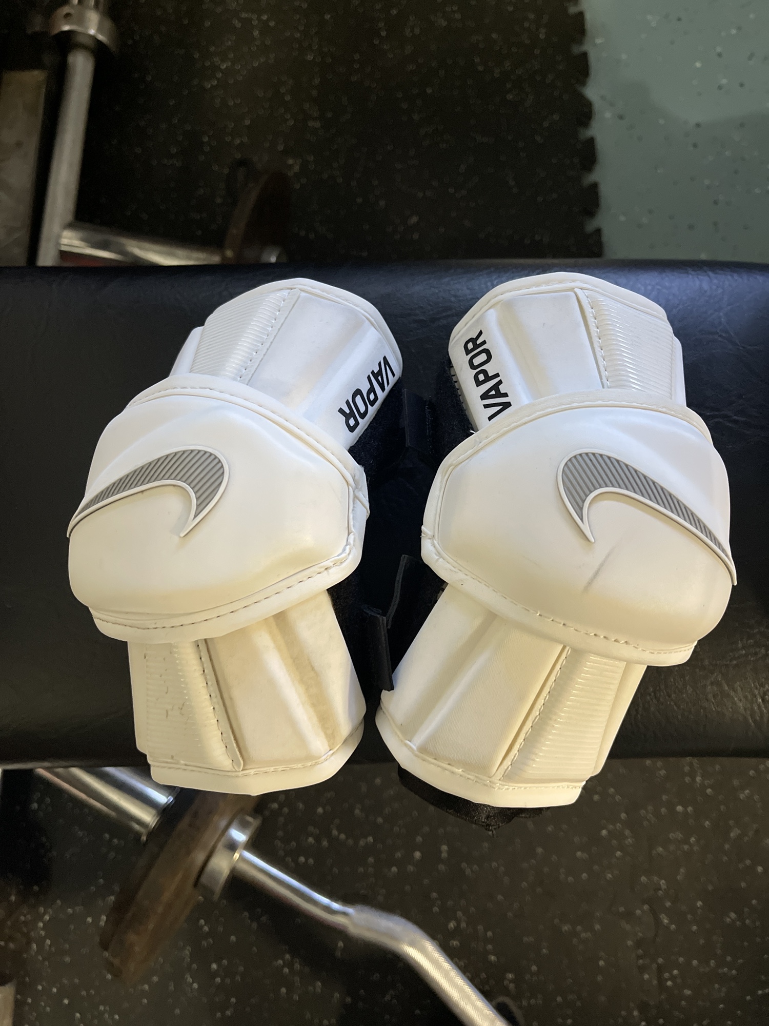 Used Medium Nike Vapor Arm Pads SidelineSwap