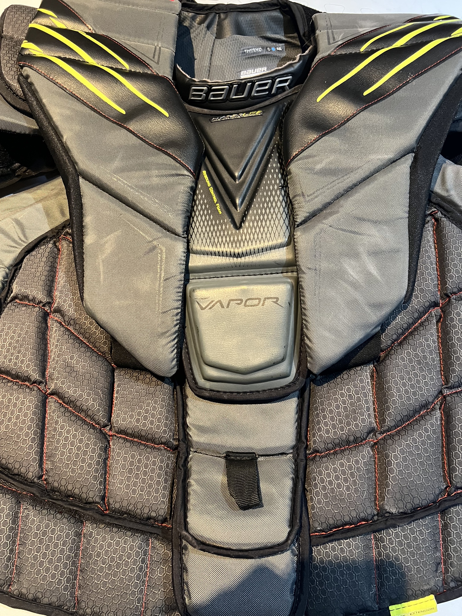 Used Large Bauer Hyperlite Goalie Chest Protector SidelineSwap