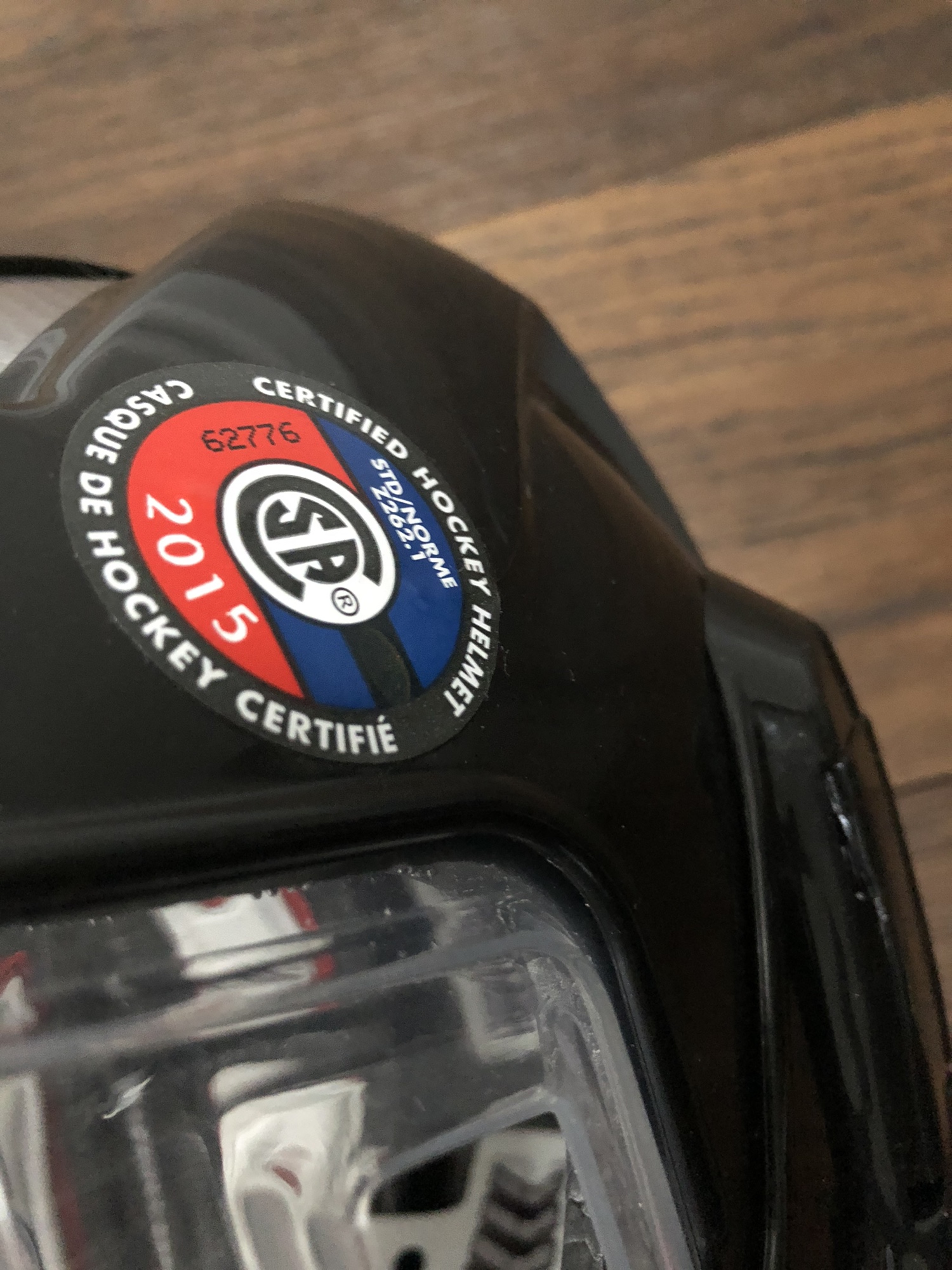New Medium CCM Helmet FITLITE HECC CERTIFICATION VALID NO LONGER THAN