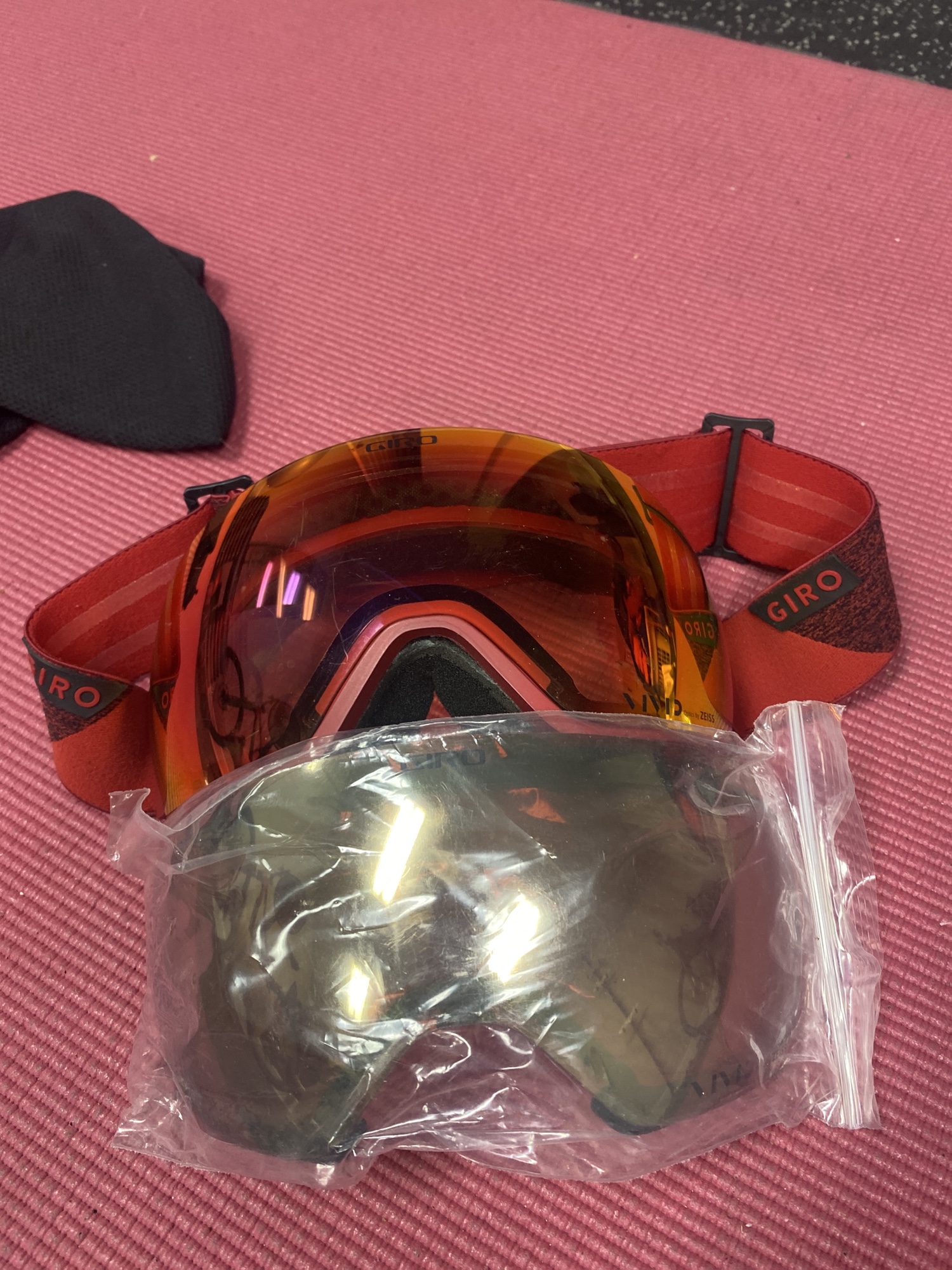 Giro Ski Goggles With New Lens SidelineSwap
