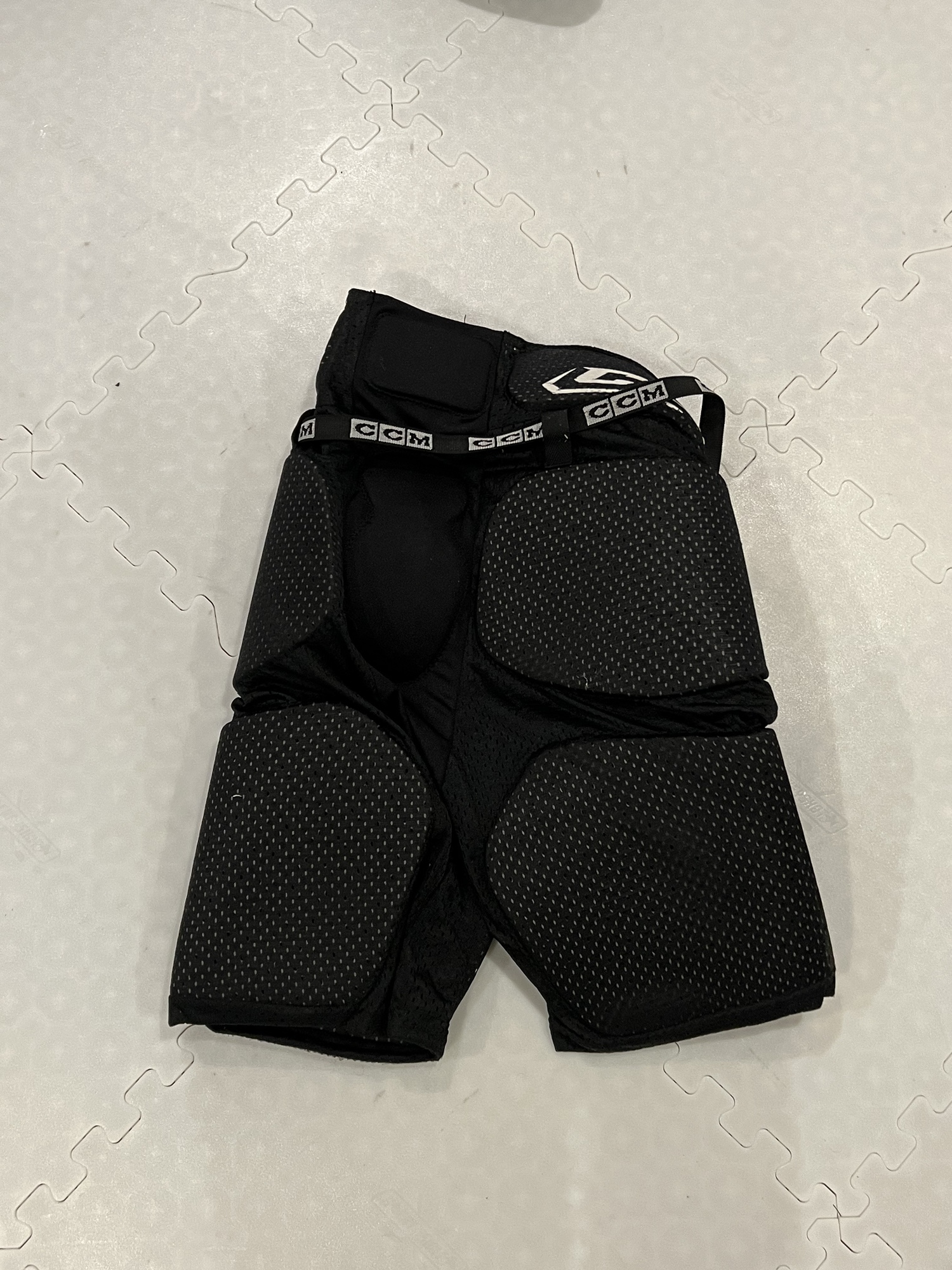 CCM Referee Girdle SidelineSwap