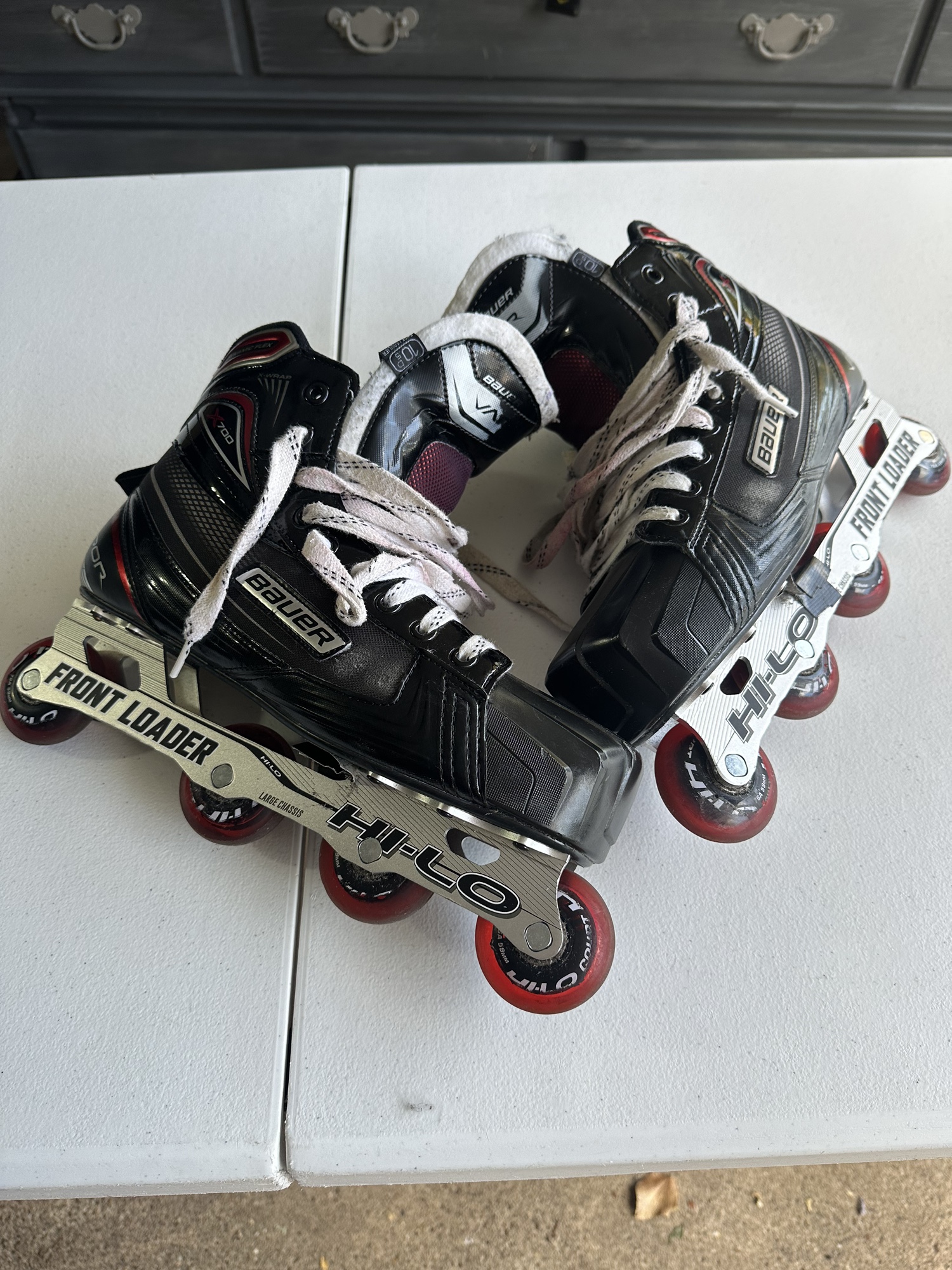 Used Bauer 10.5 Vapor X700 Goalie Roller Hockey Skates SidelineSwap