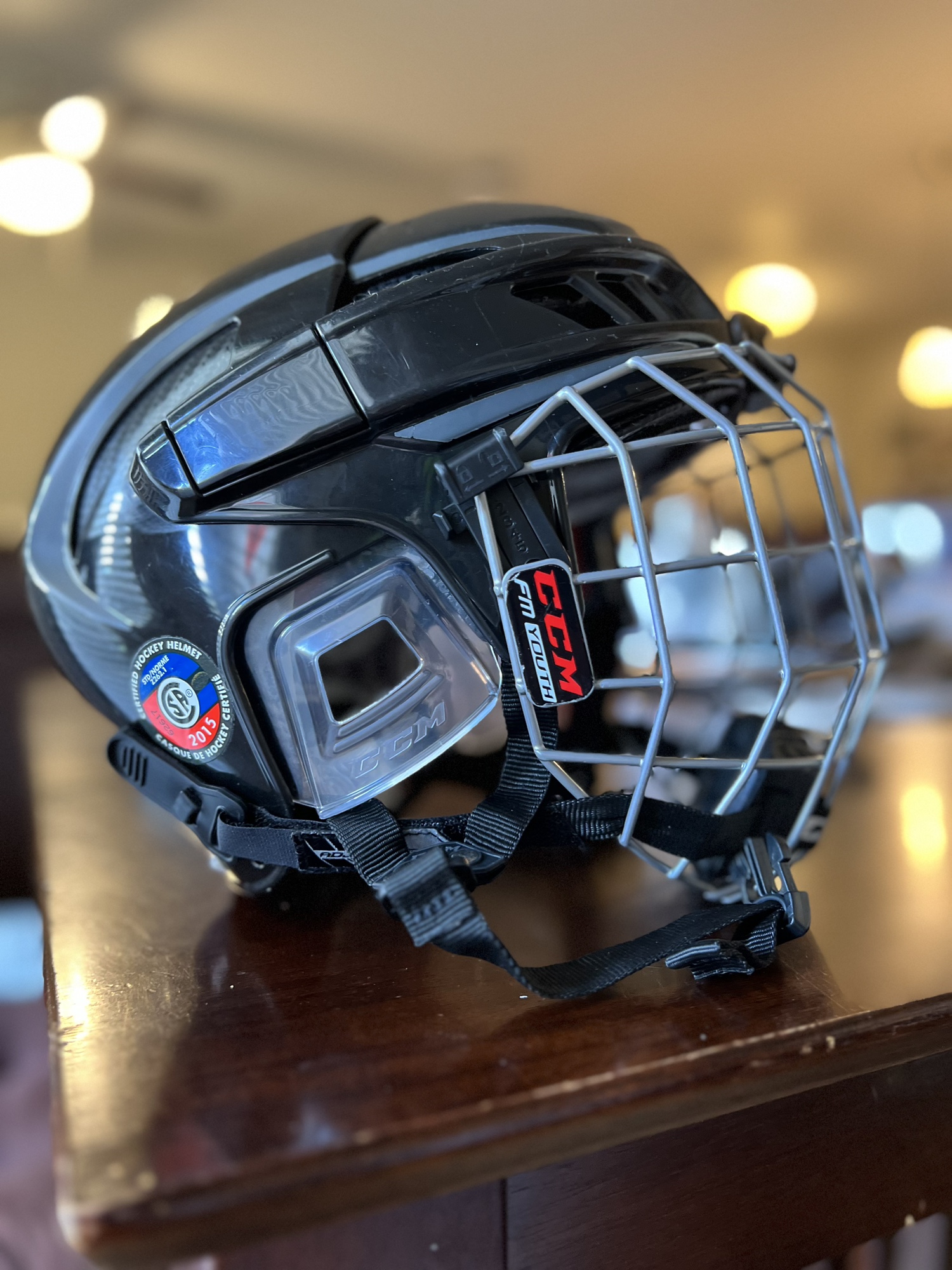 Used Youth CCM Fitlite 3DS Helmet SidelineSwap