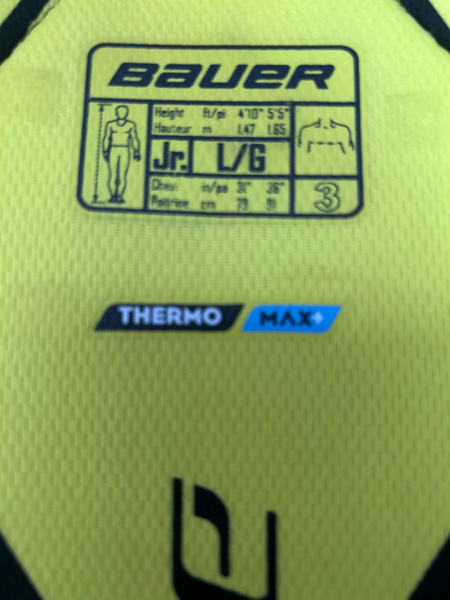 Used Junior Large Bauer Supreme 2S Shoulder Pads SidelineSwap