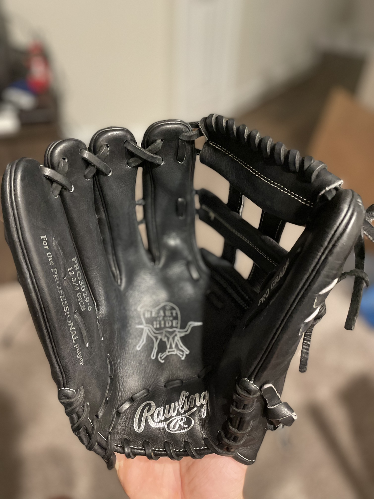 New Rawlings Heart of the Hide Custom Outfield Glove (Left Handed