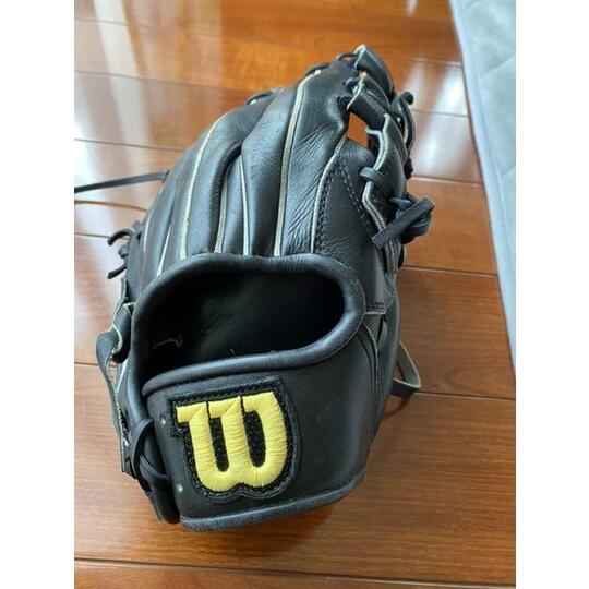 Used Baseball Gloves WILSON 12.75" SidelineSwap