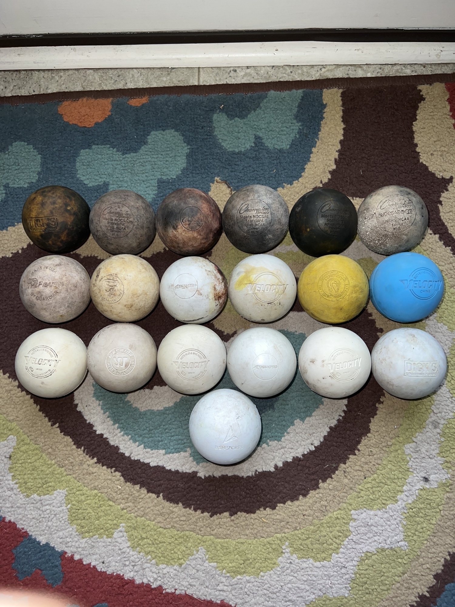 19 Pack of Lacrosse Balls SidelineSwap