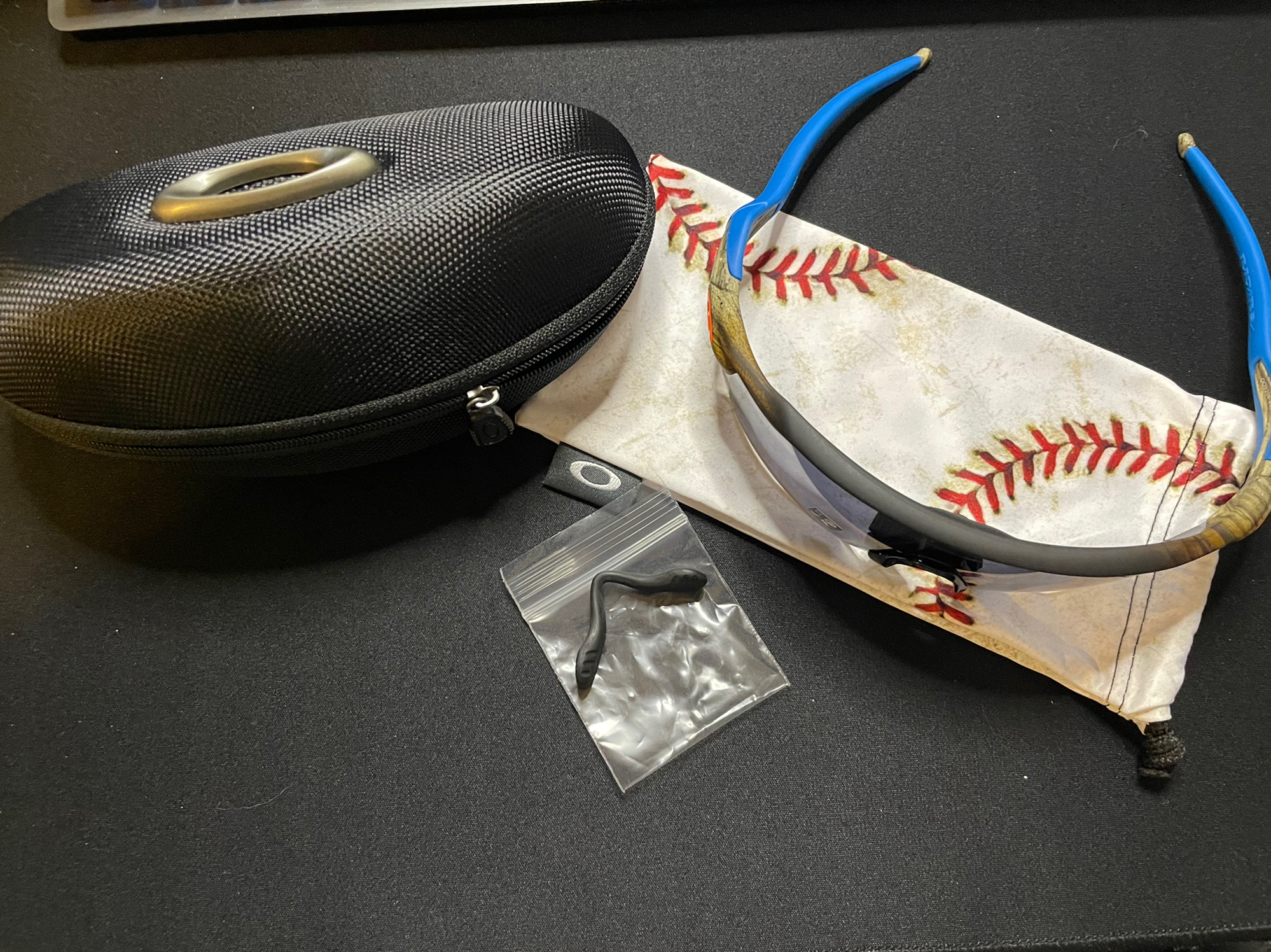 New York Mets Oakley Radar EV Path Pine Tar Sunglasses SidelineSwap