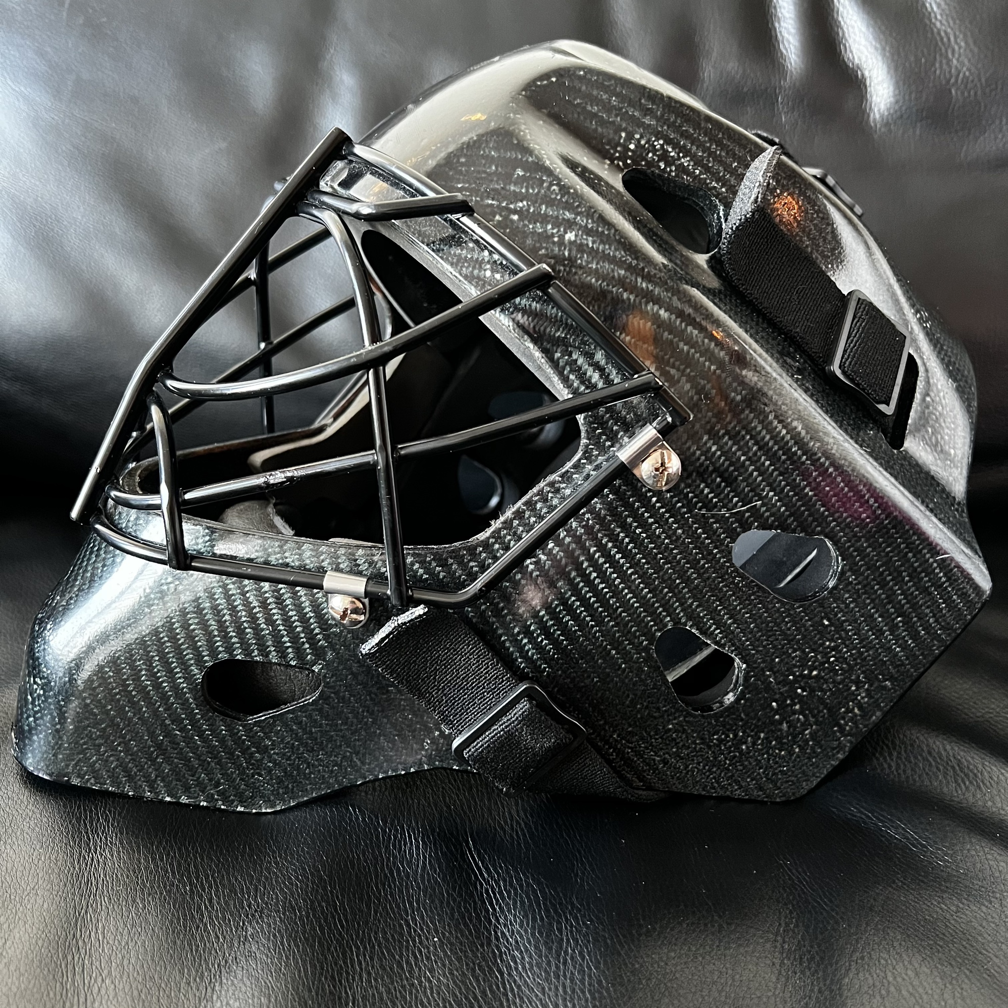 Hackva Pro Carbon SR Goalie Mask SidelineSwap